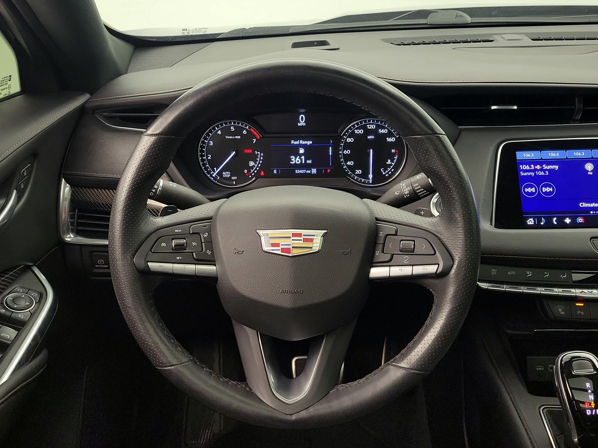 Thumbnail: 2020 Cadillac XT4 - 10