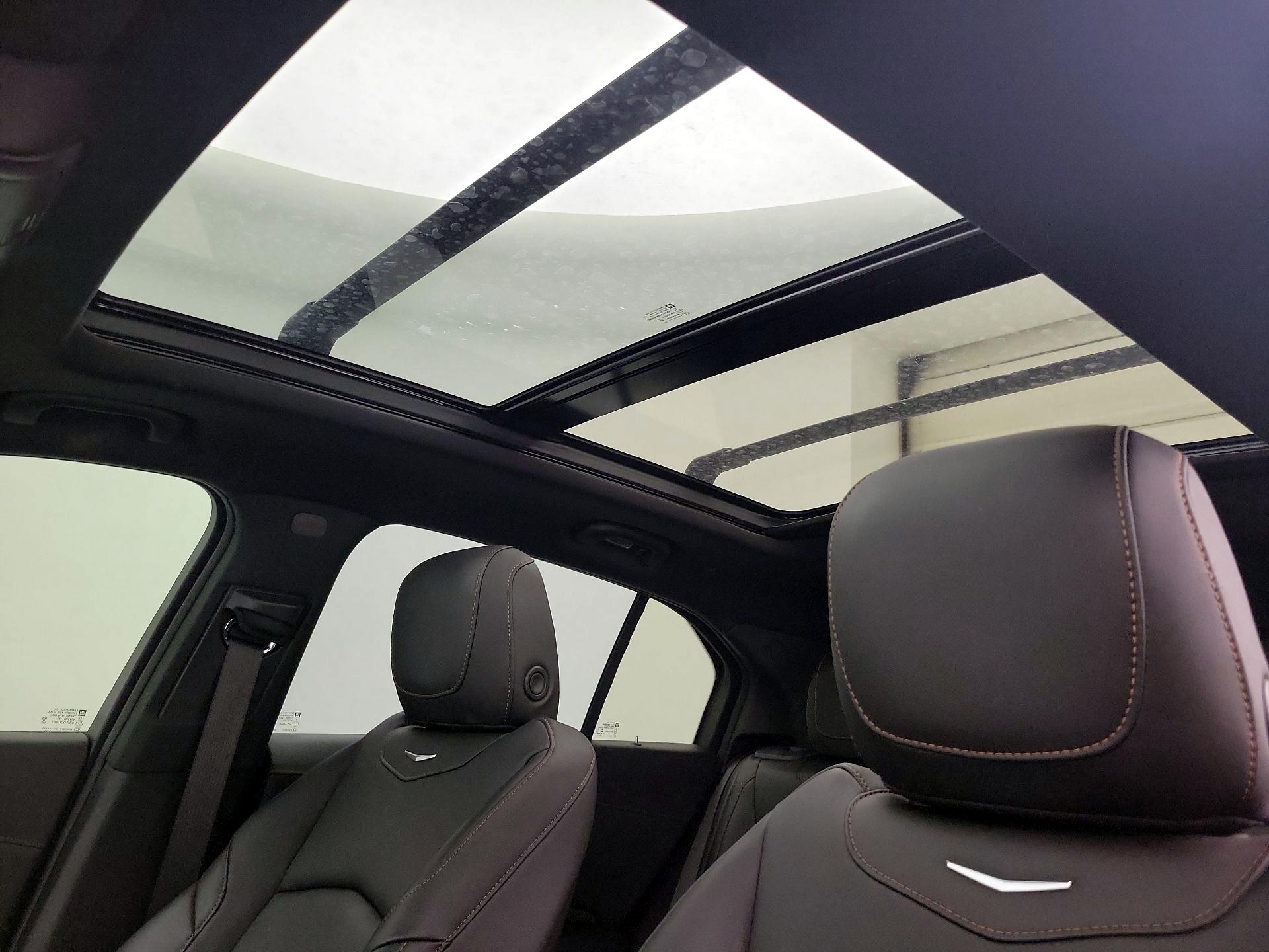 Thumbnail: 2020 Cadillac XT4 - 19