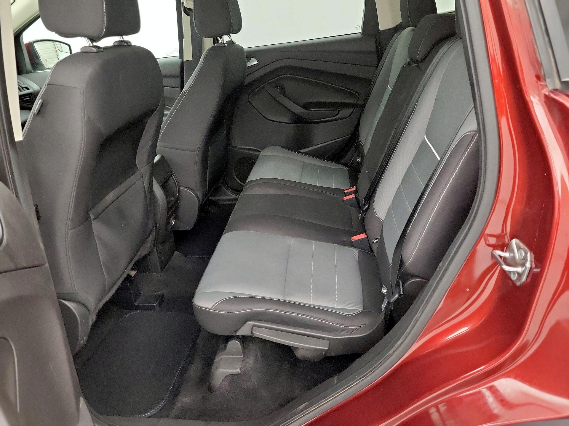 Thumbnail: 2015 Ford Escape - 19