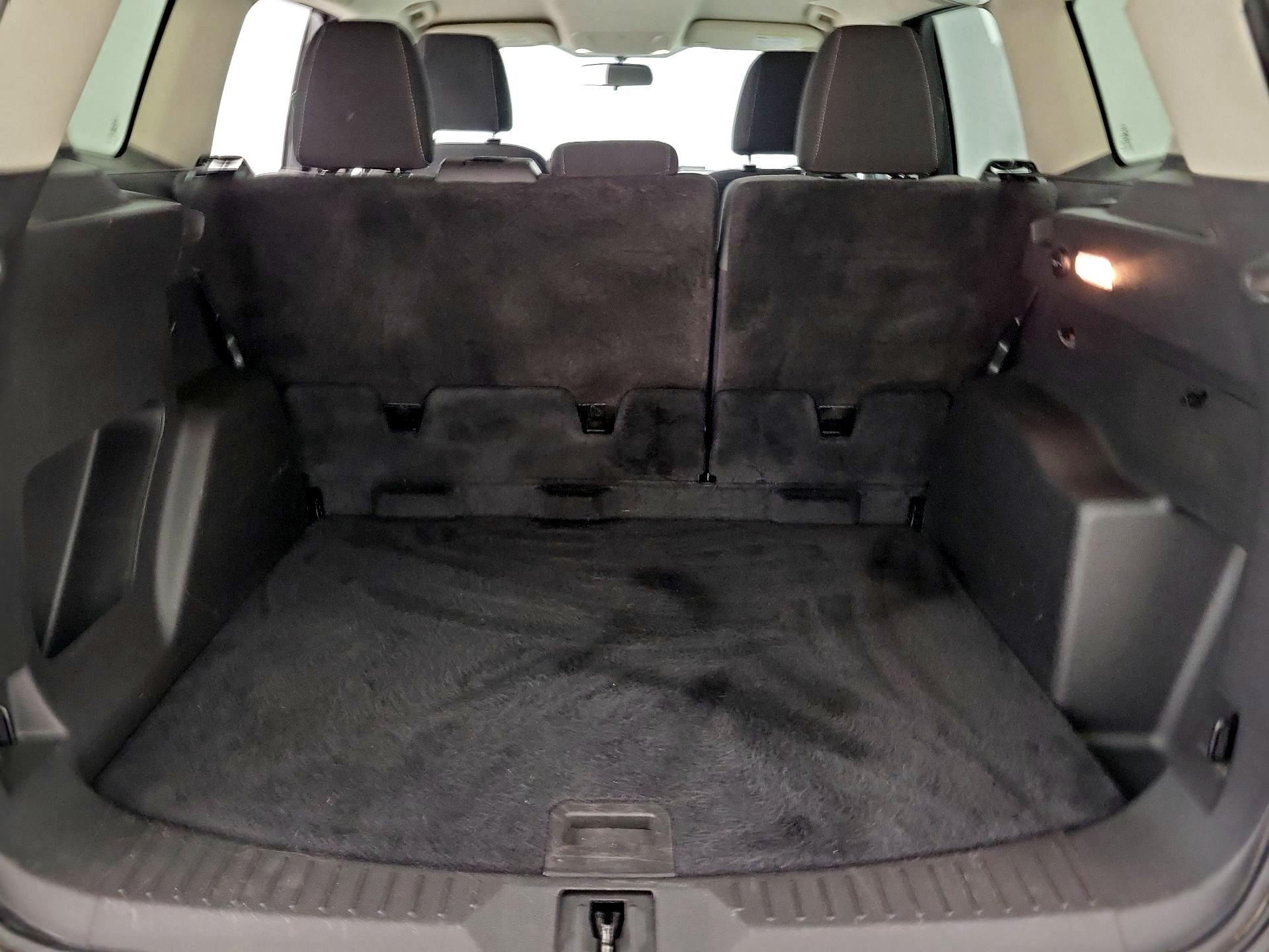 Thumbnail: 2015 Ford Escape - 20