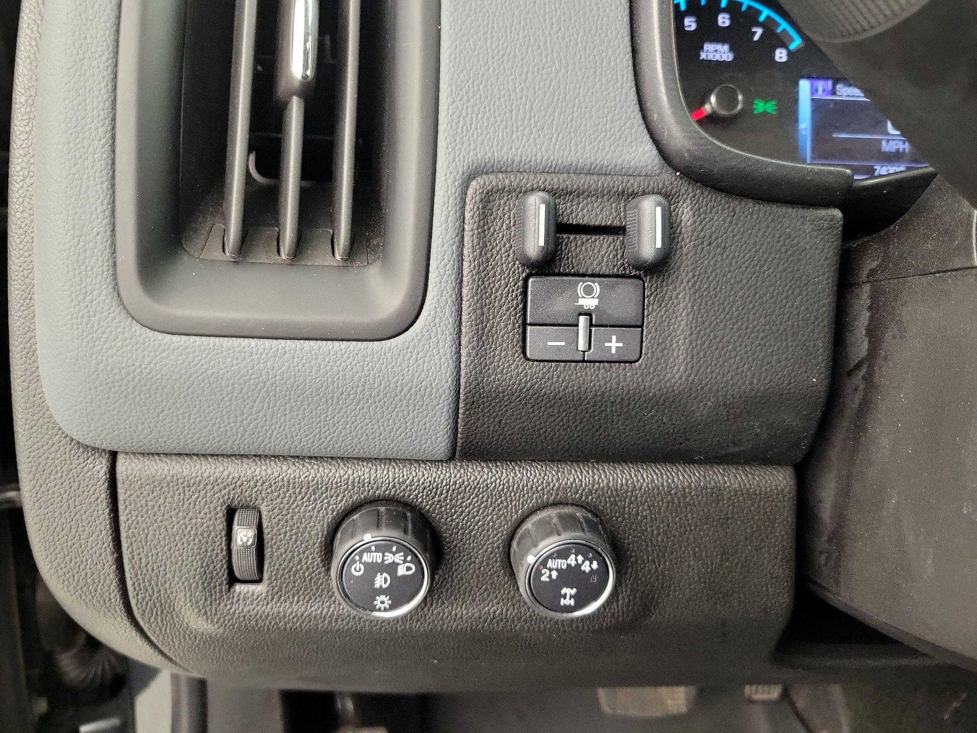 Thumbnail: 2017 Chevrolet Colorado - 13