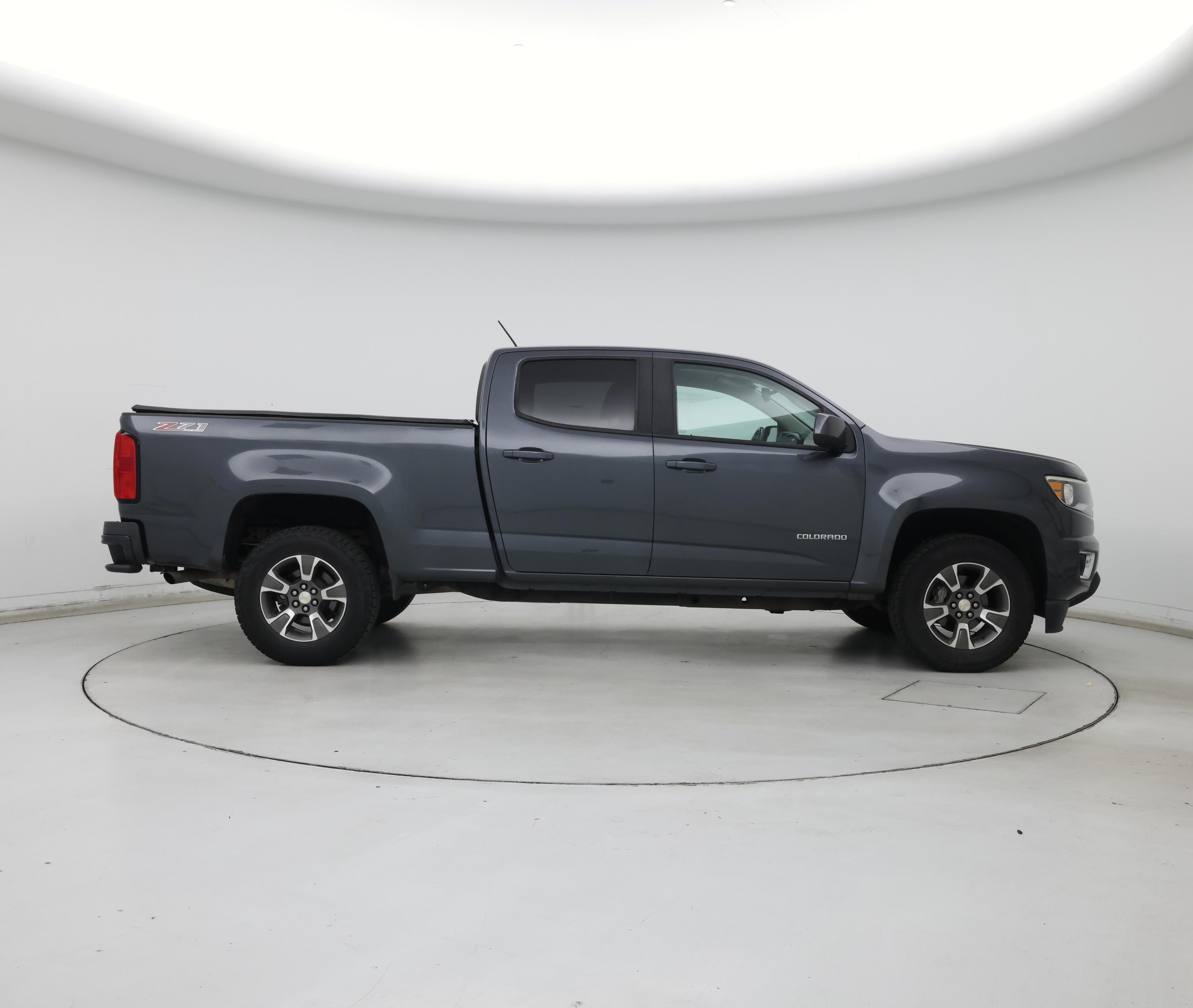Thumbnail: 2017 Chevrolet Colorado - 7