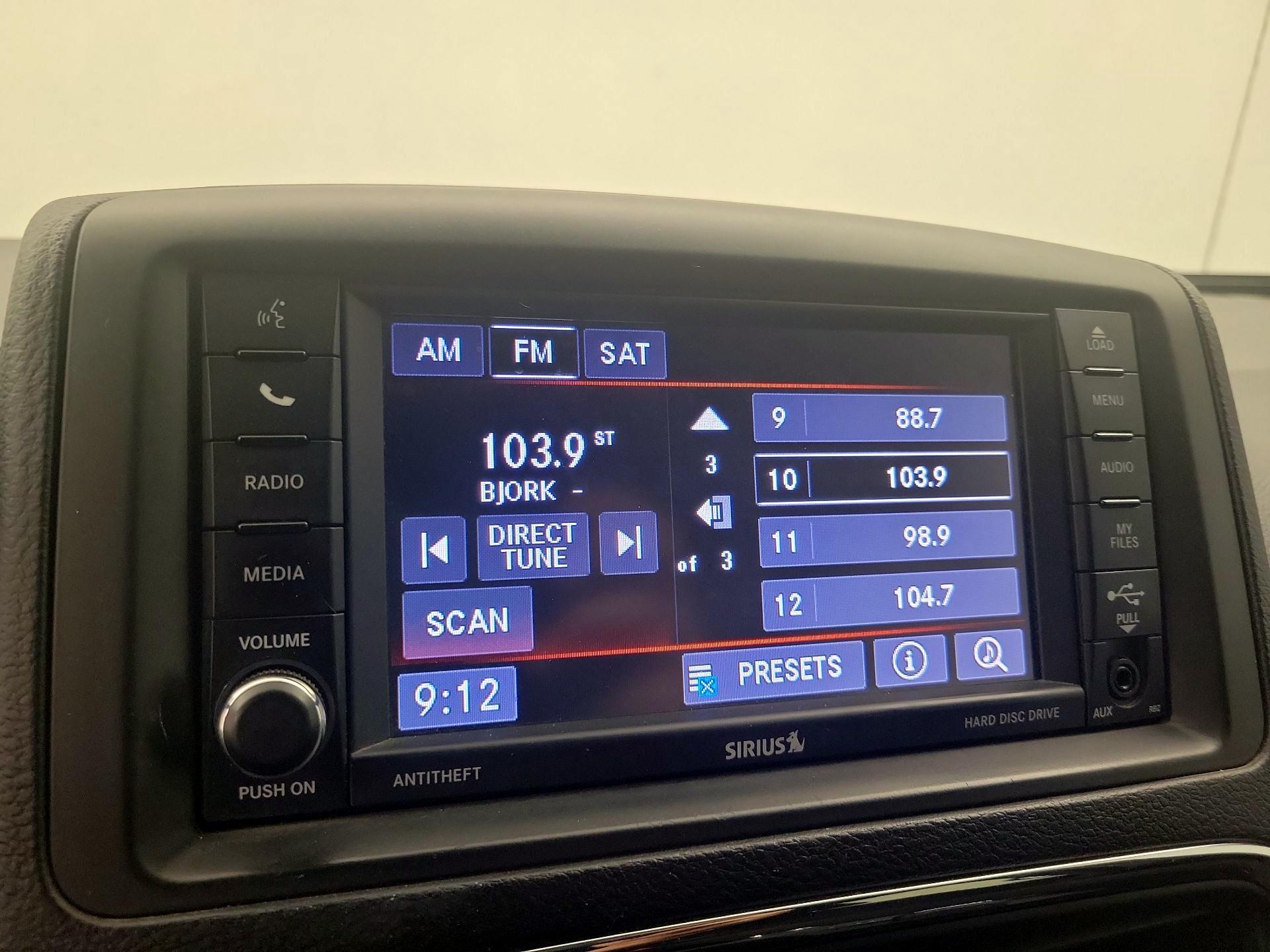 Thumbnail: 2018 Dodge Grand Caravan - 15