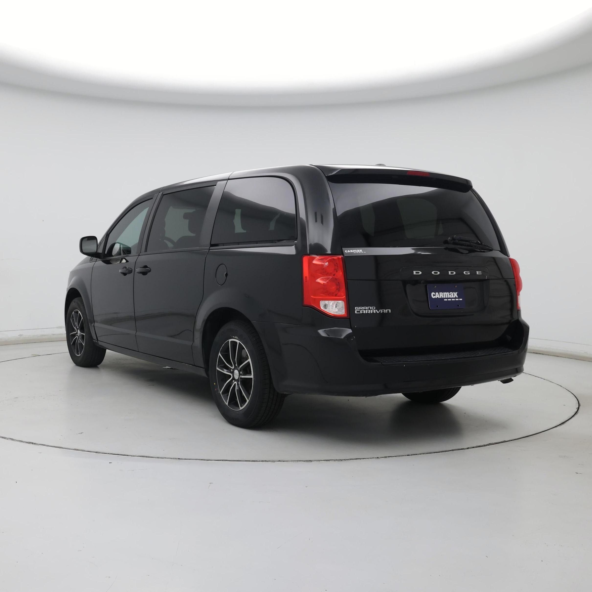 Thumbnail: 2018 Dodge Grand Caravan - 2