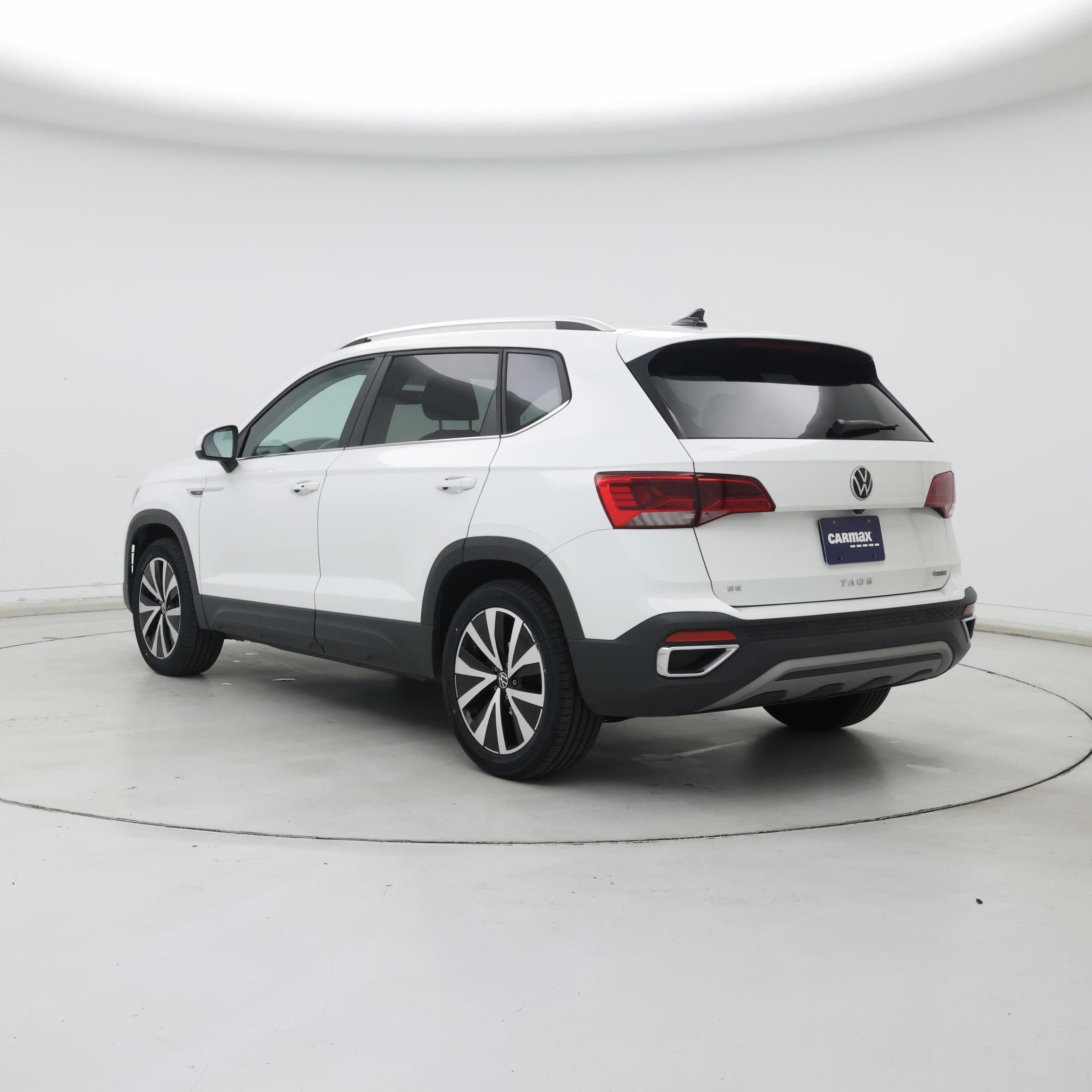 Thumbnail: 2022 Volkswagen Taos - 2