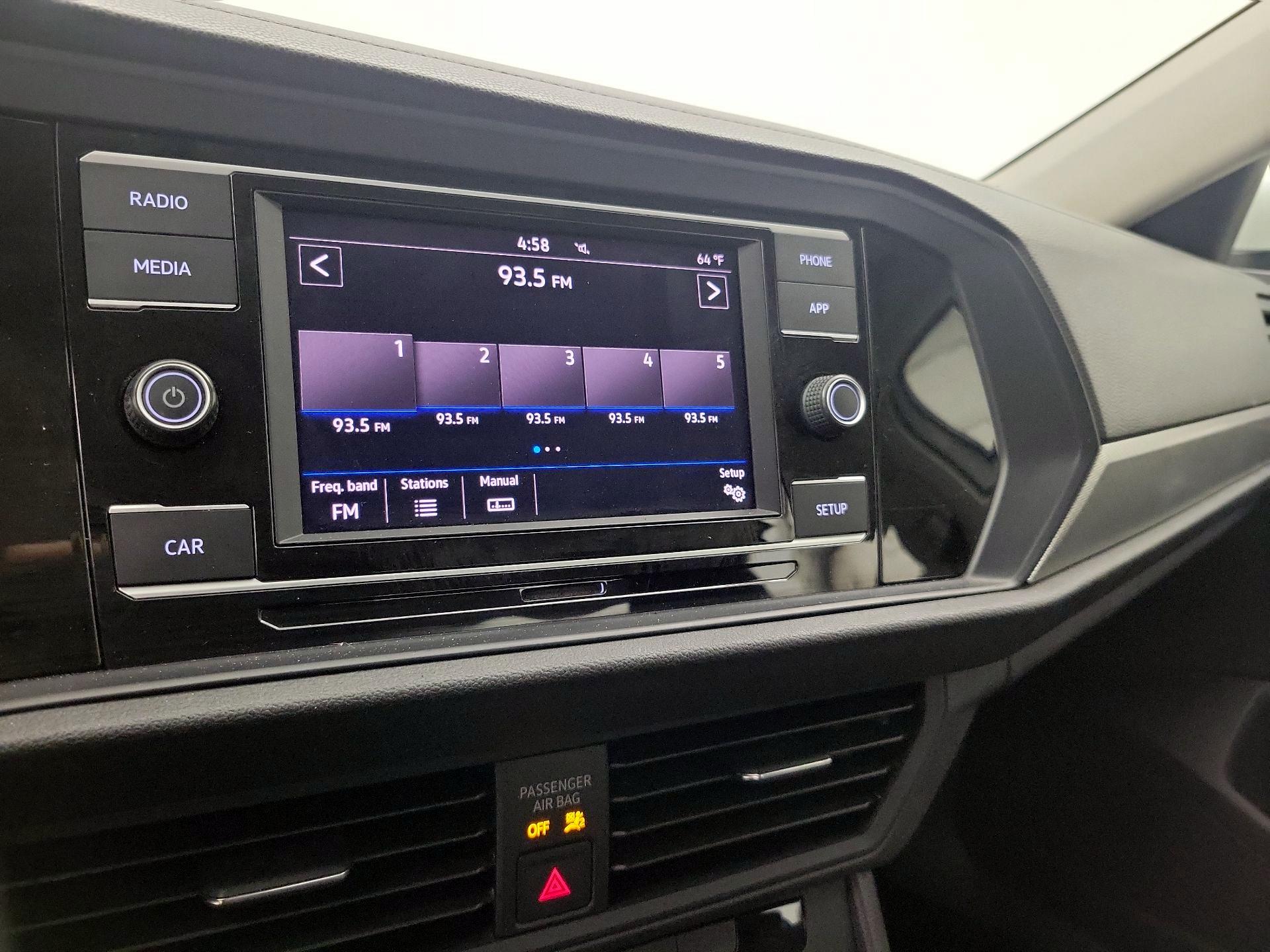 Thumbnail: 2019 Volkswagen Jetta - 15