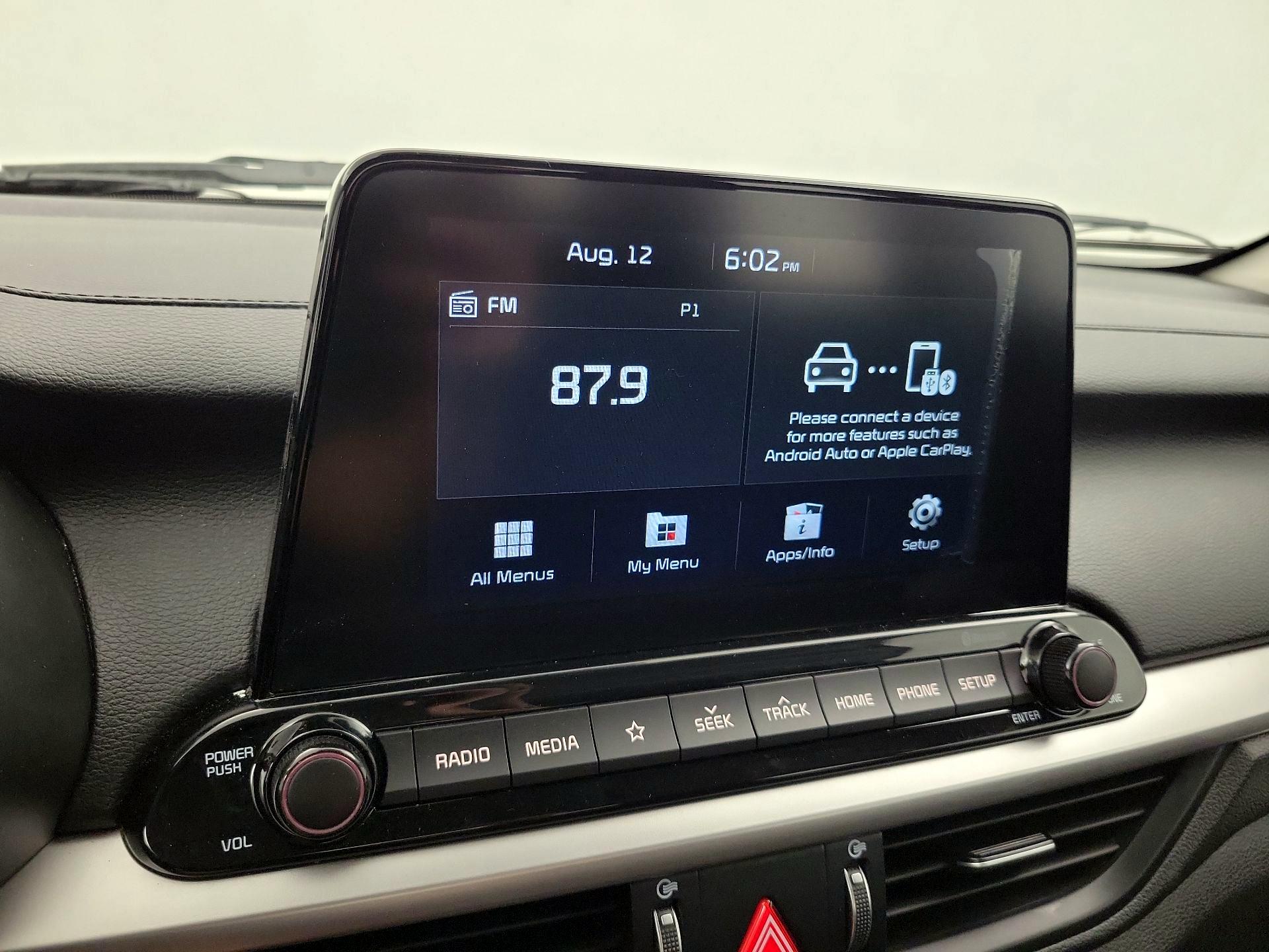 Thumbnail: 2021 Kia Forte - 15