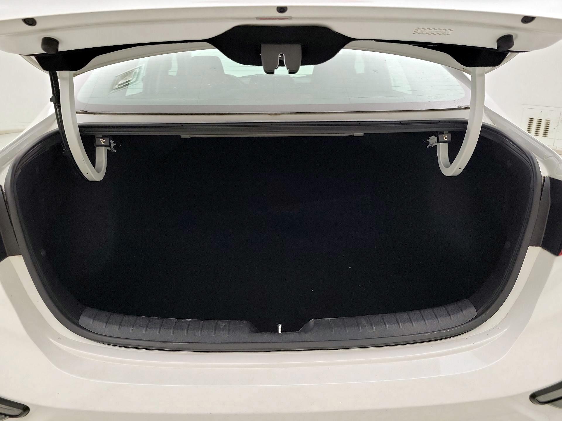 Thumbnail: 2021 Kia Forte - 20