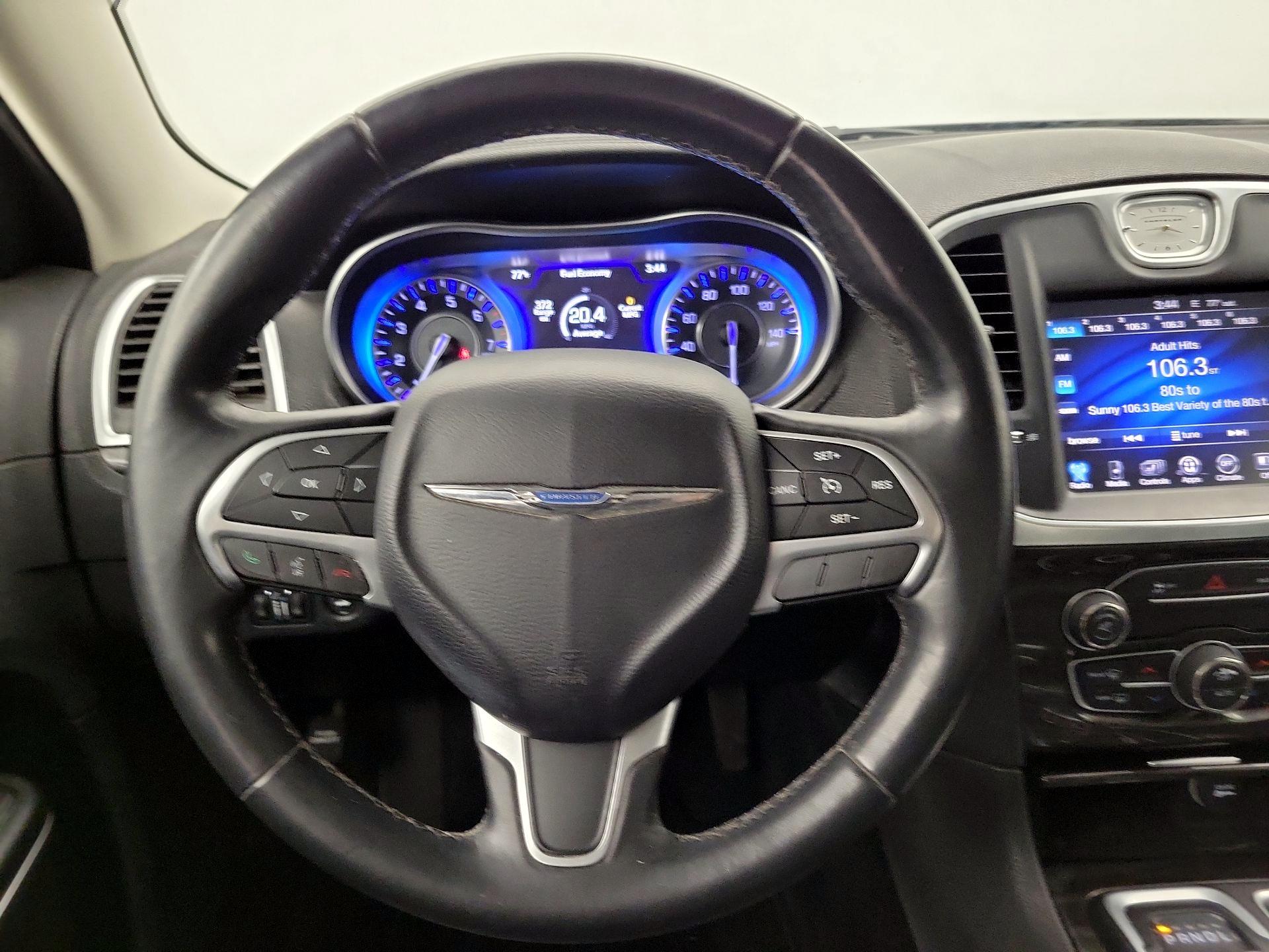 Thumbnail: 2015 Chrysler 300 - 10