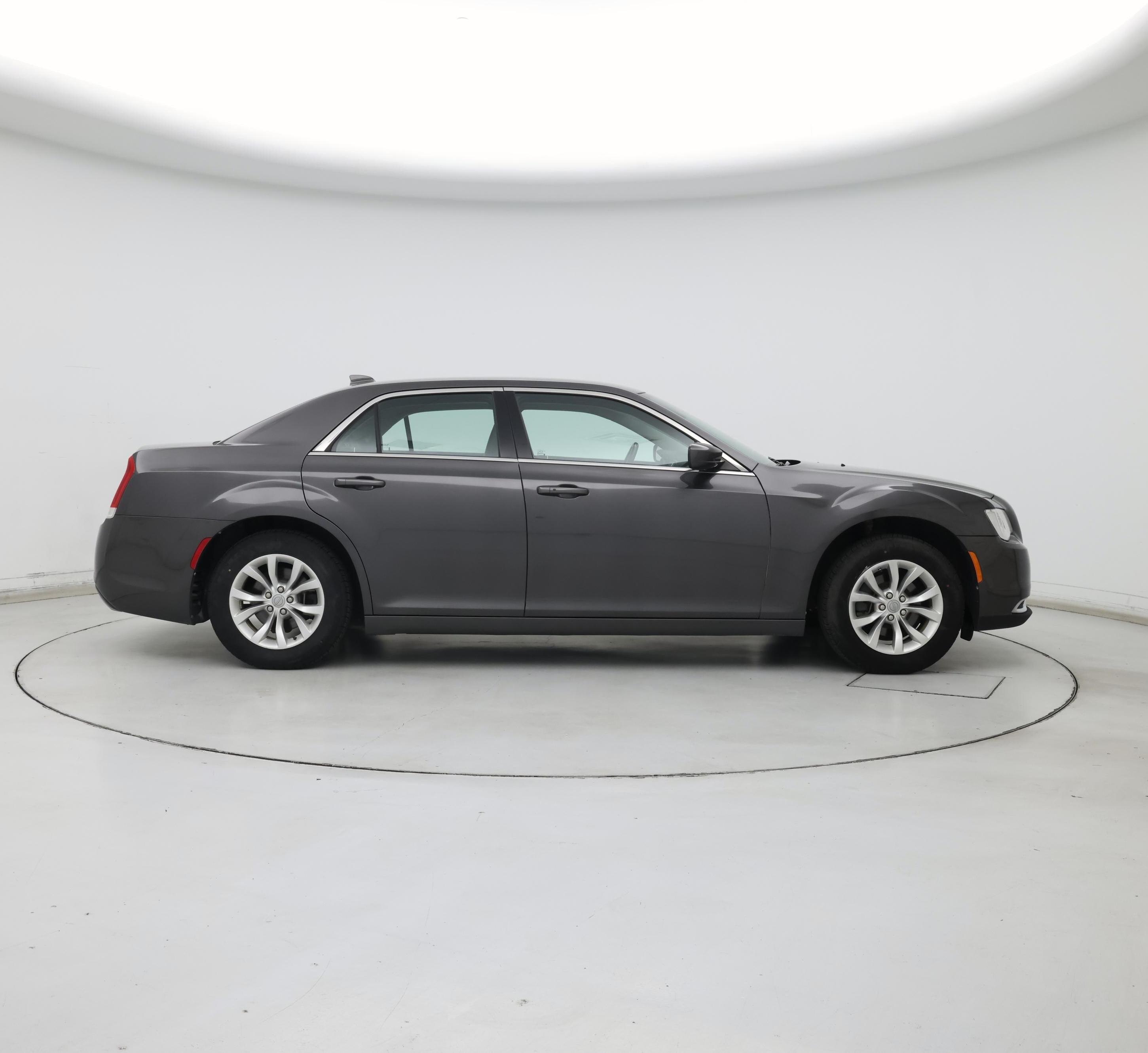 Thumbnail: 2015 Chrysler 300 - 7