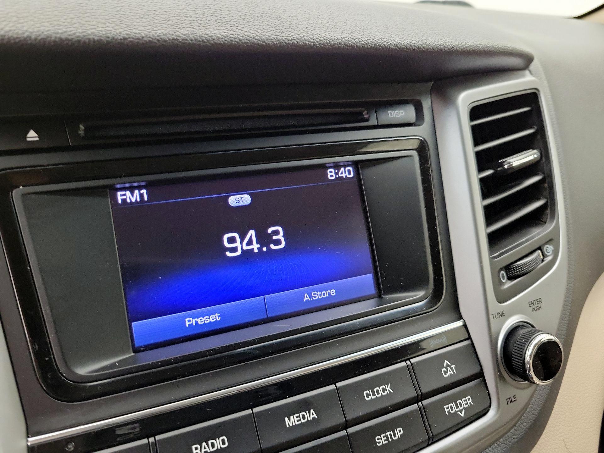 Thumbnail: 2016 Hyundai Tucson - 15