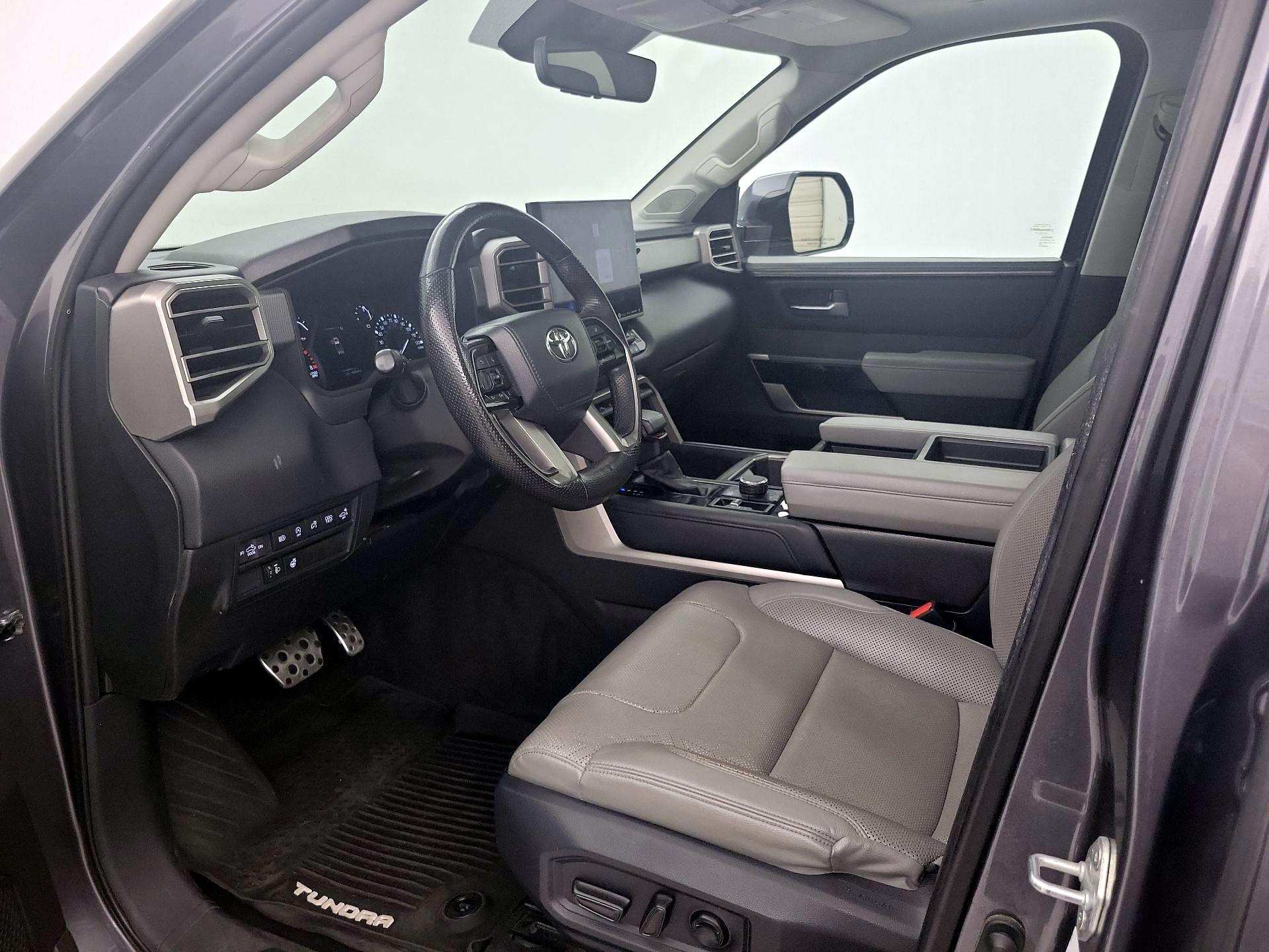 Thumbnail: 2022 Toyota Tundra - 11