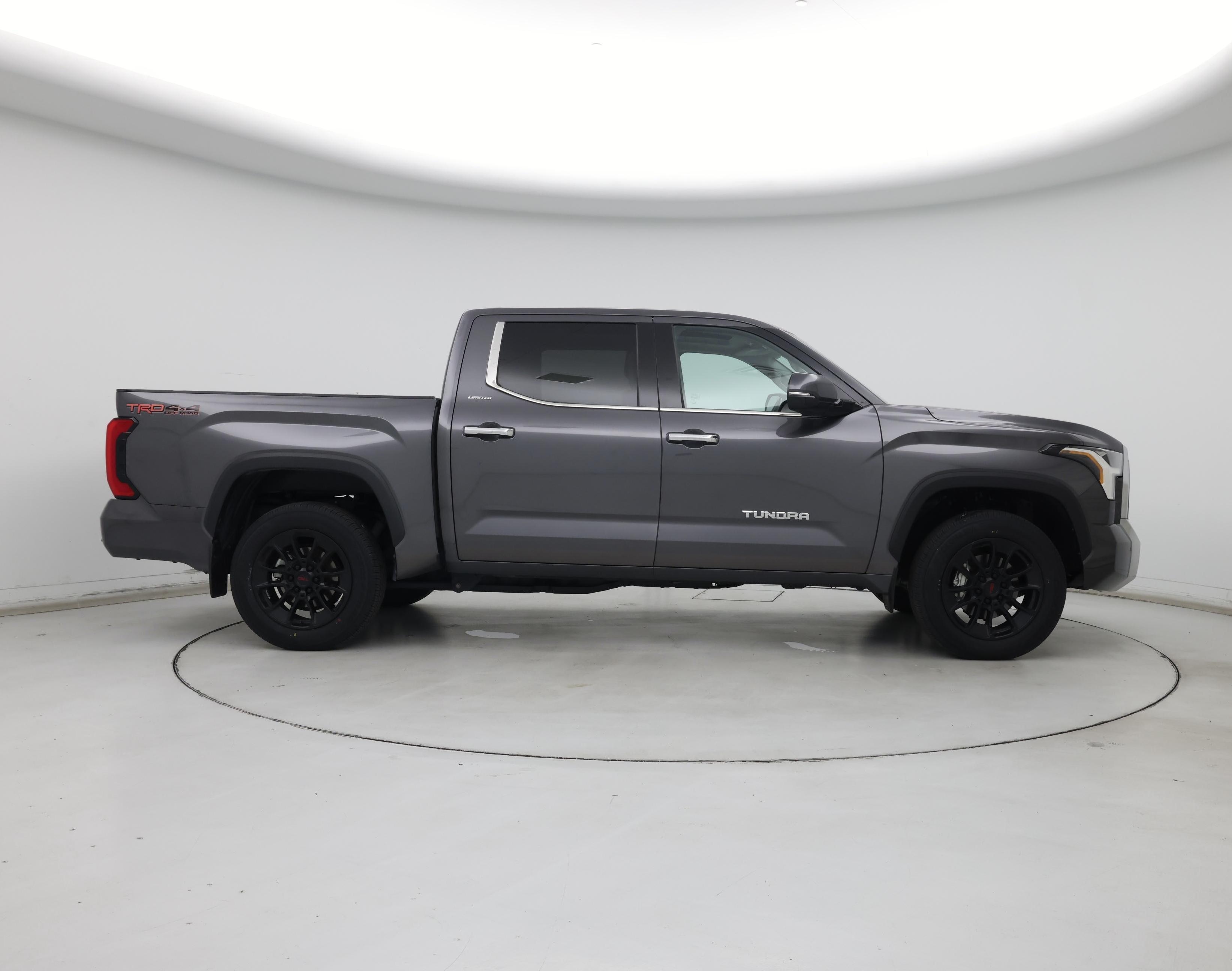 Thumbnail: 2022 Toyota Tundra - 7