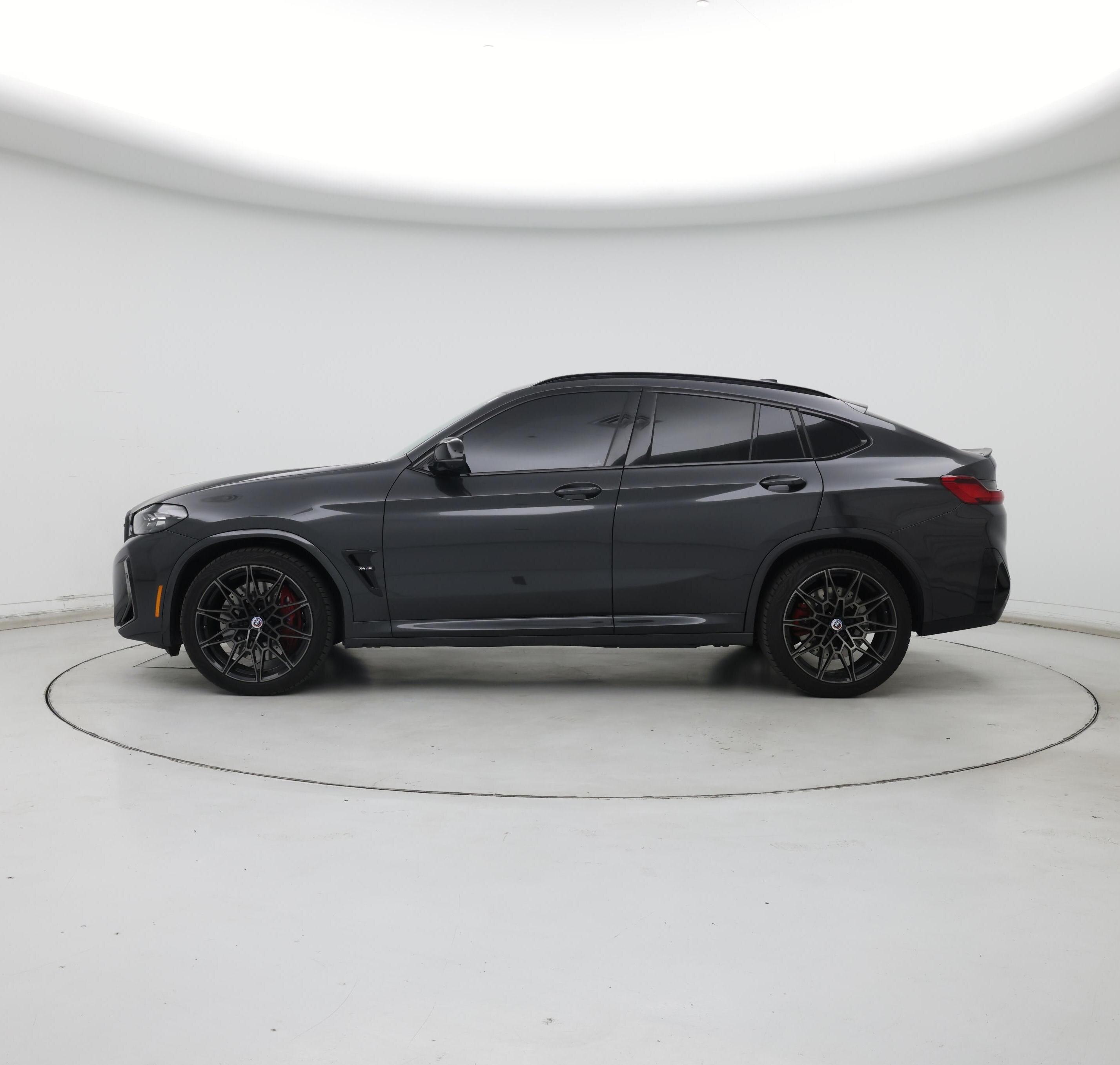 Thumbnail: 2023 BMW X4 - 3