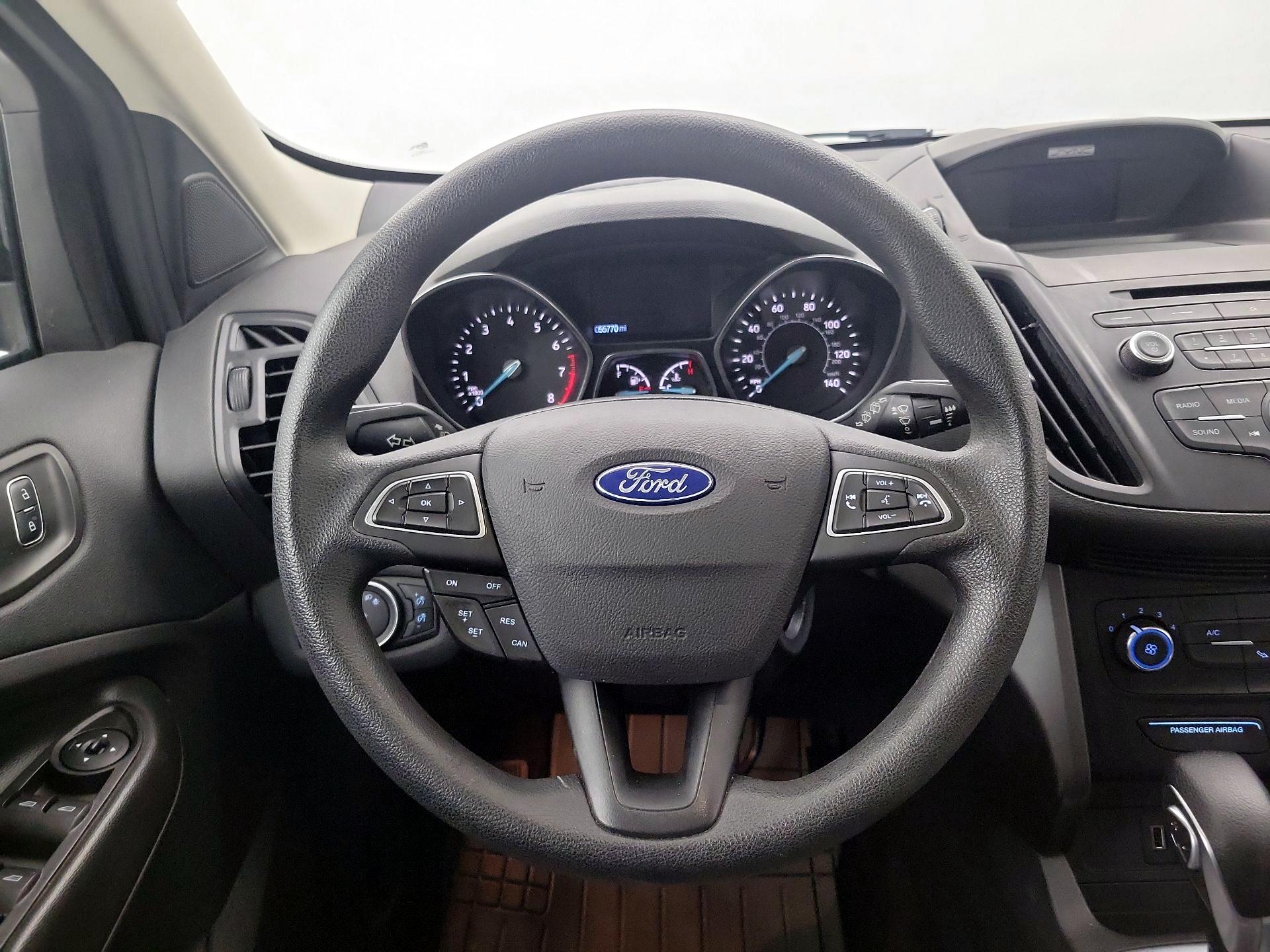 Thumbnail: 2017 Ford Escape - 10