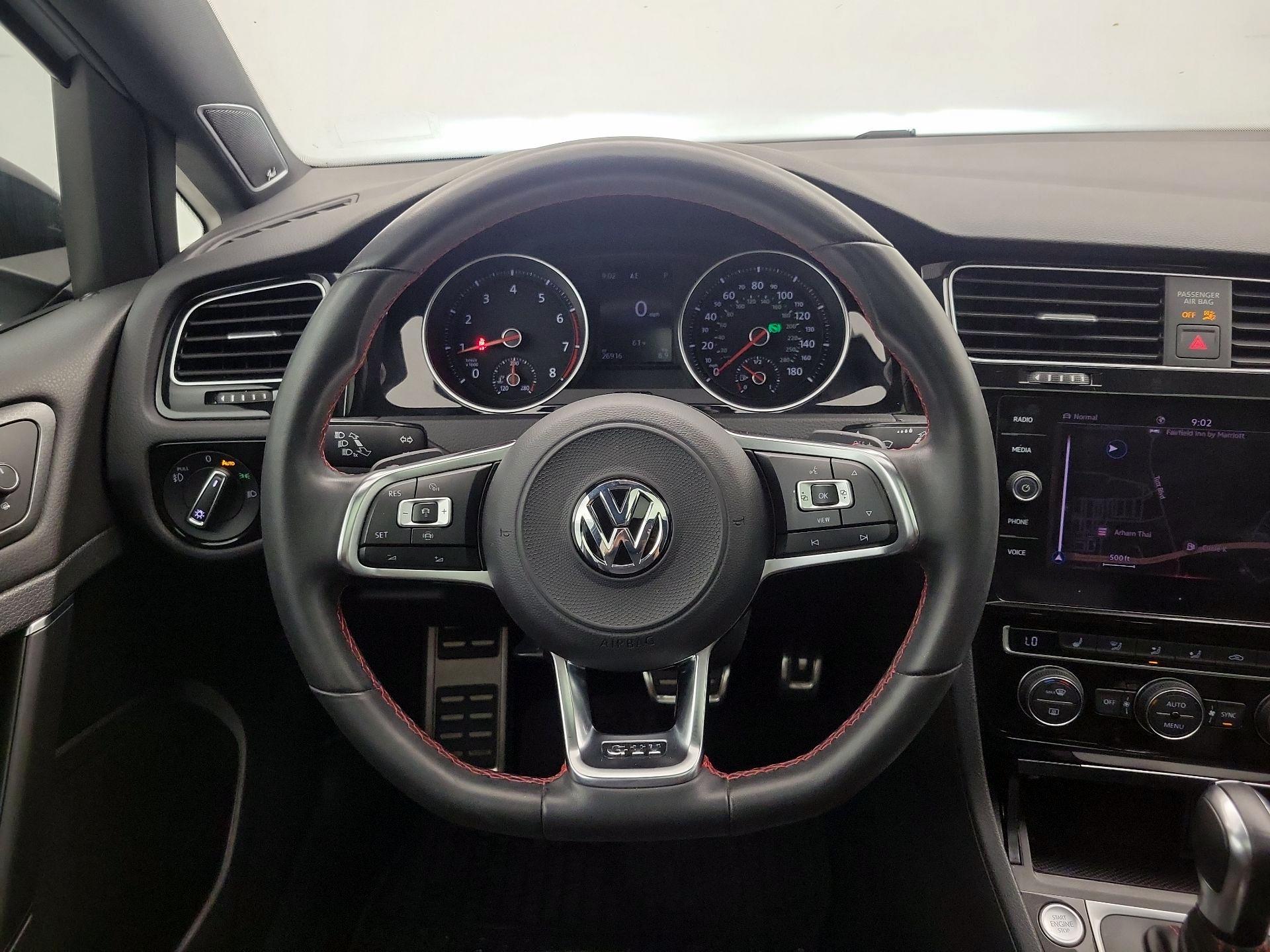 Thumbnail: 2021 Volkswagen Golf - 10