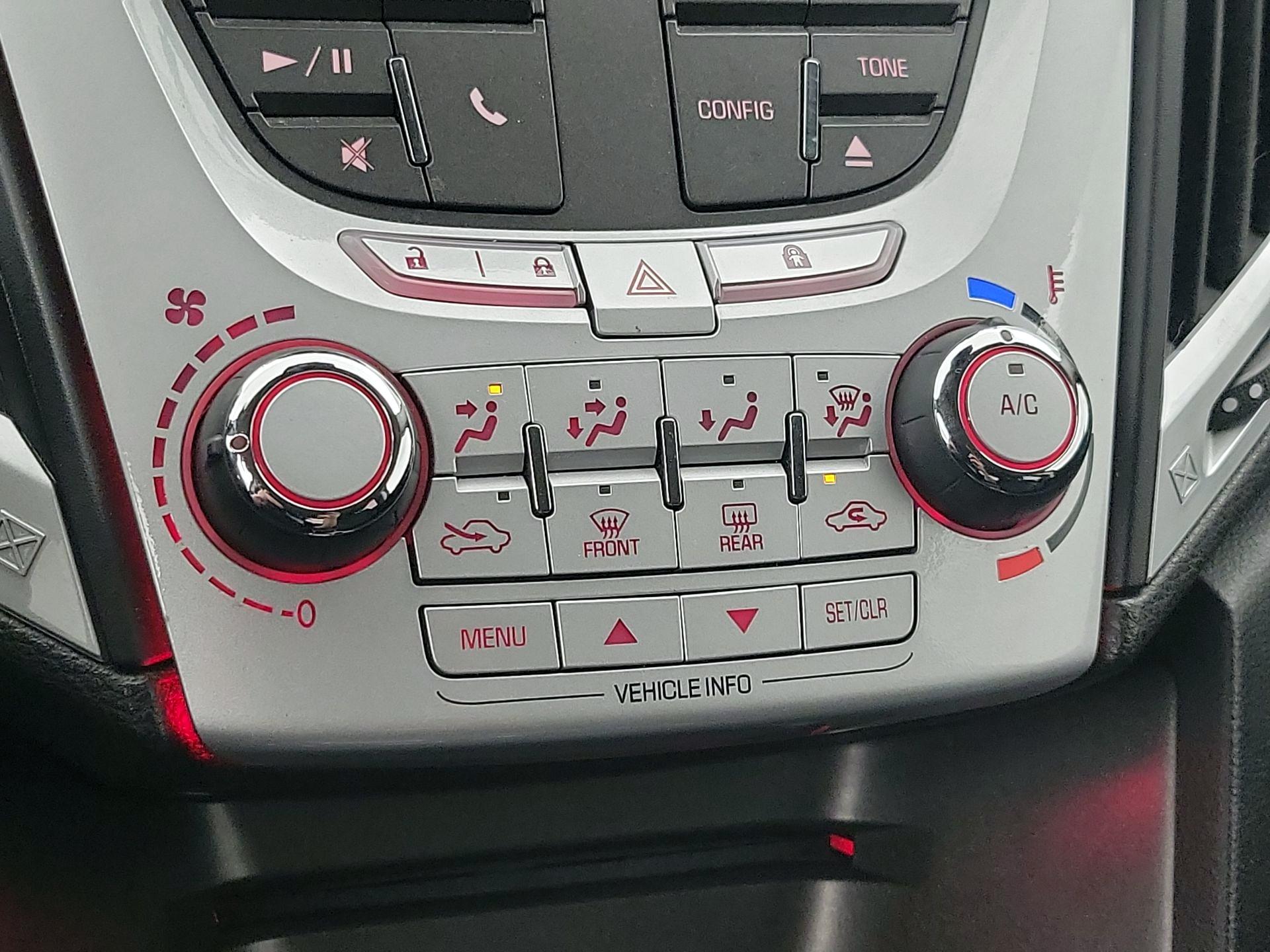 Thumbnail: 2015 GMC Terrain - 15
