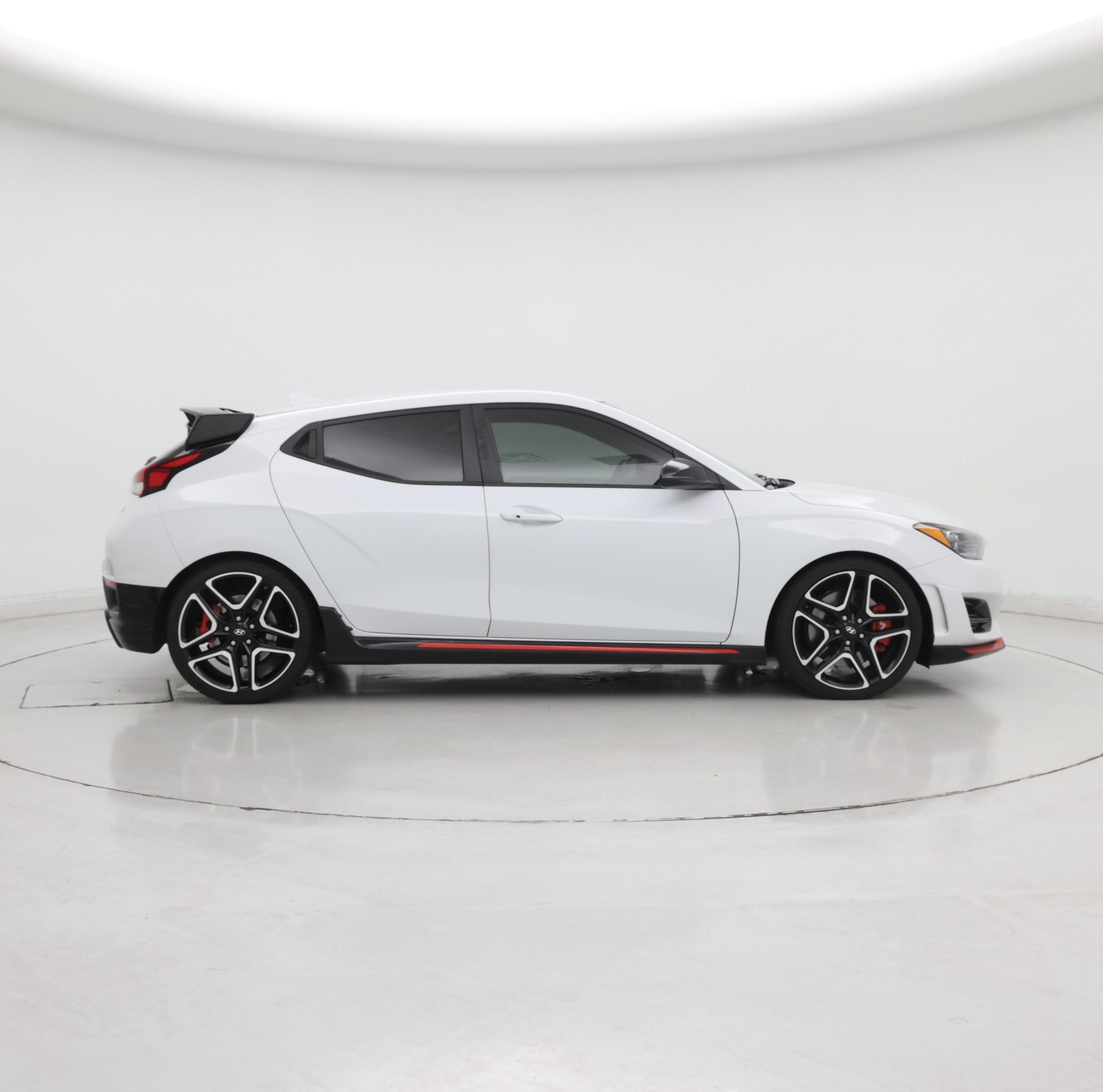Thumbnail: 2020 Hyundai Veloster - 7