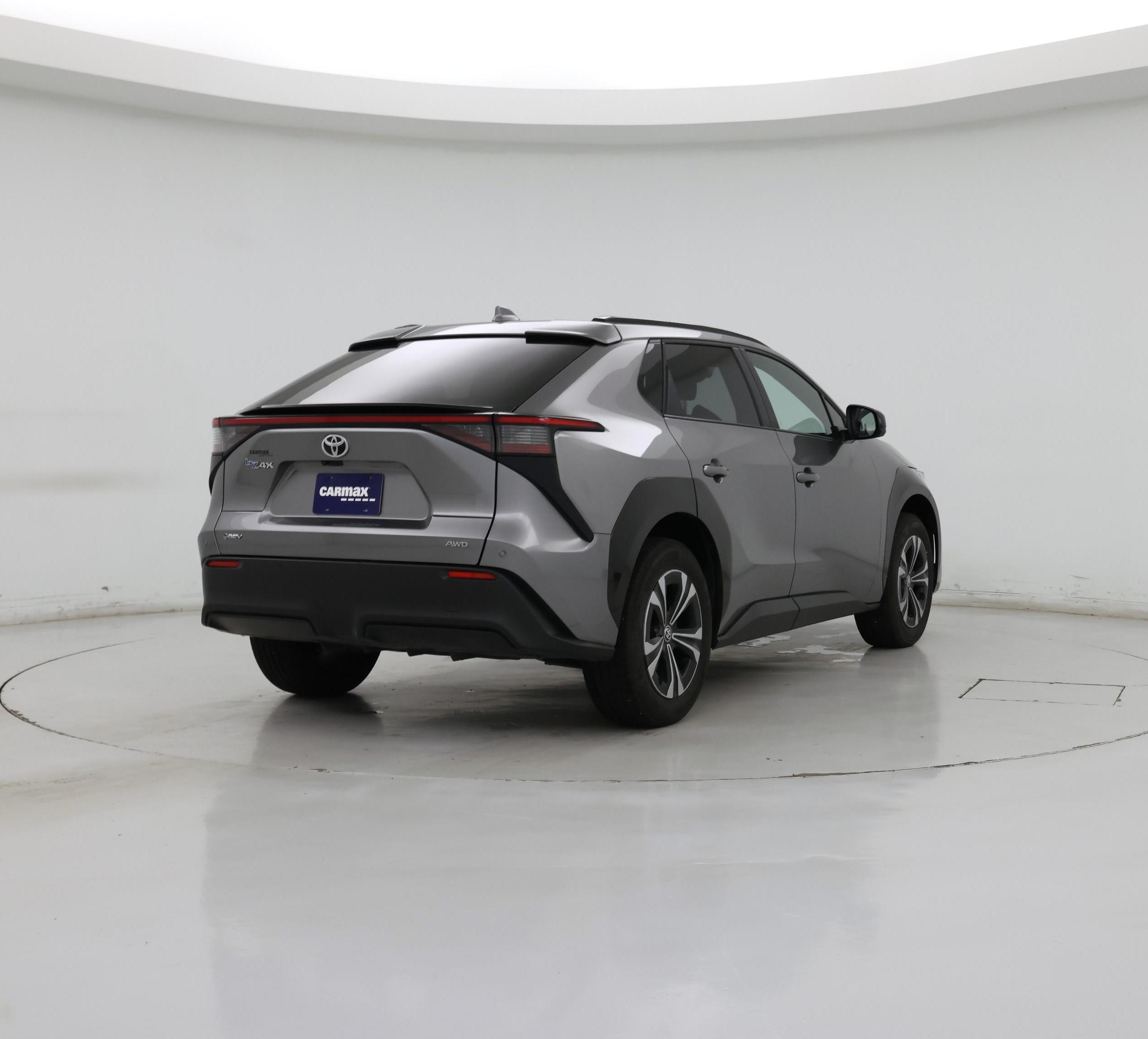 Thumbnail: 2024 Toyota bZ4X - 8