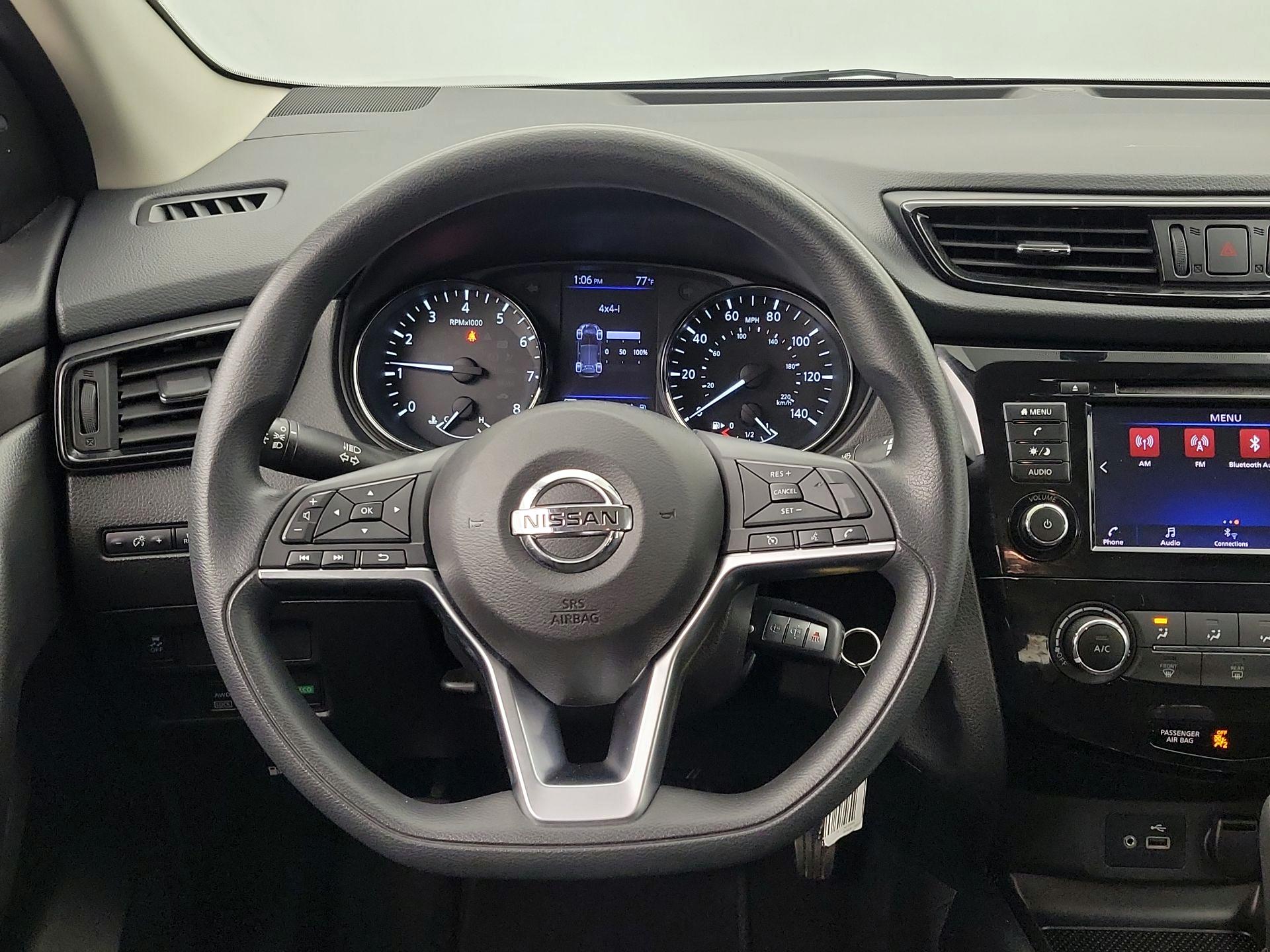 Thumbnail: 2019 Nissan Rogue Sport - 10