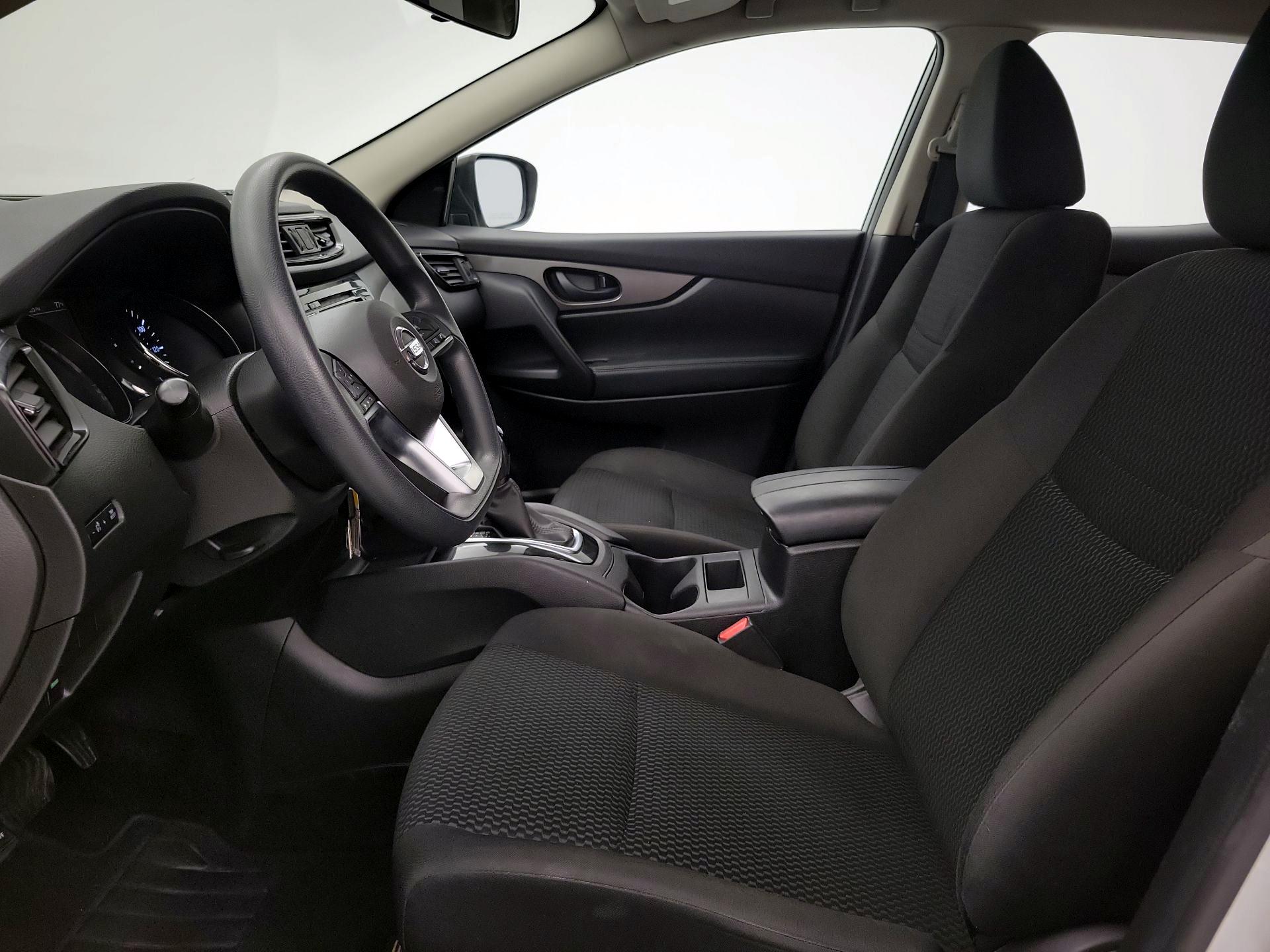 Thumbnail: 2019 Nissan Rogue Sport - 11