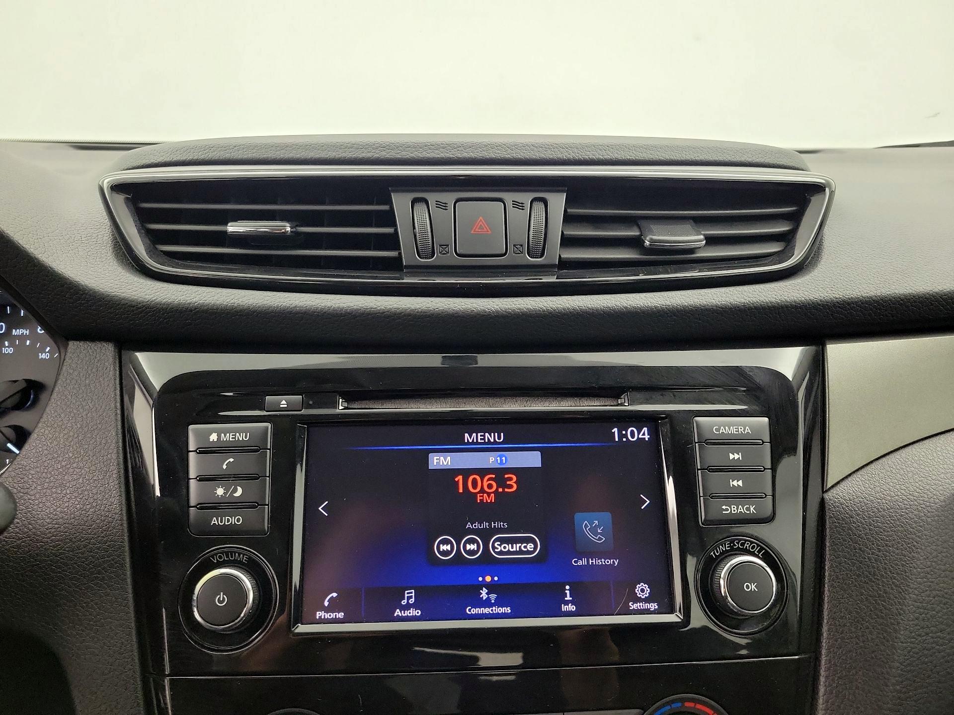 Thumbnail: 2019 Nissan Rogue Sport - 15