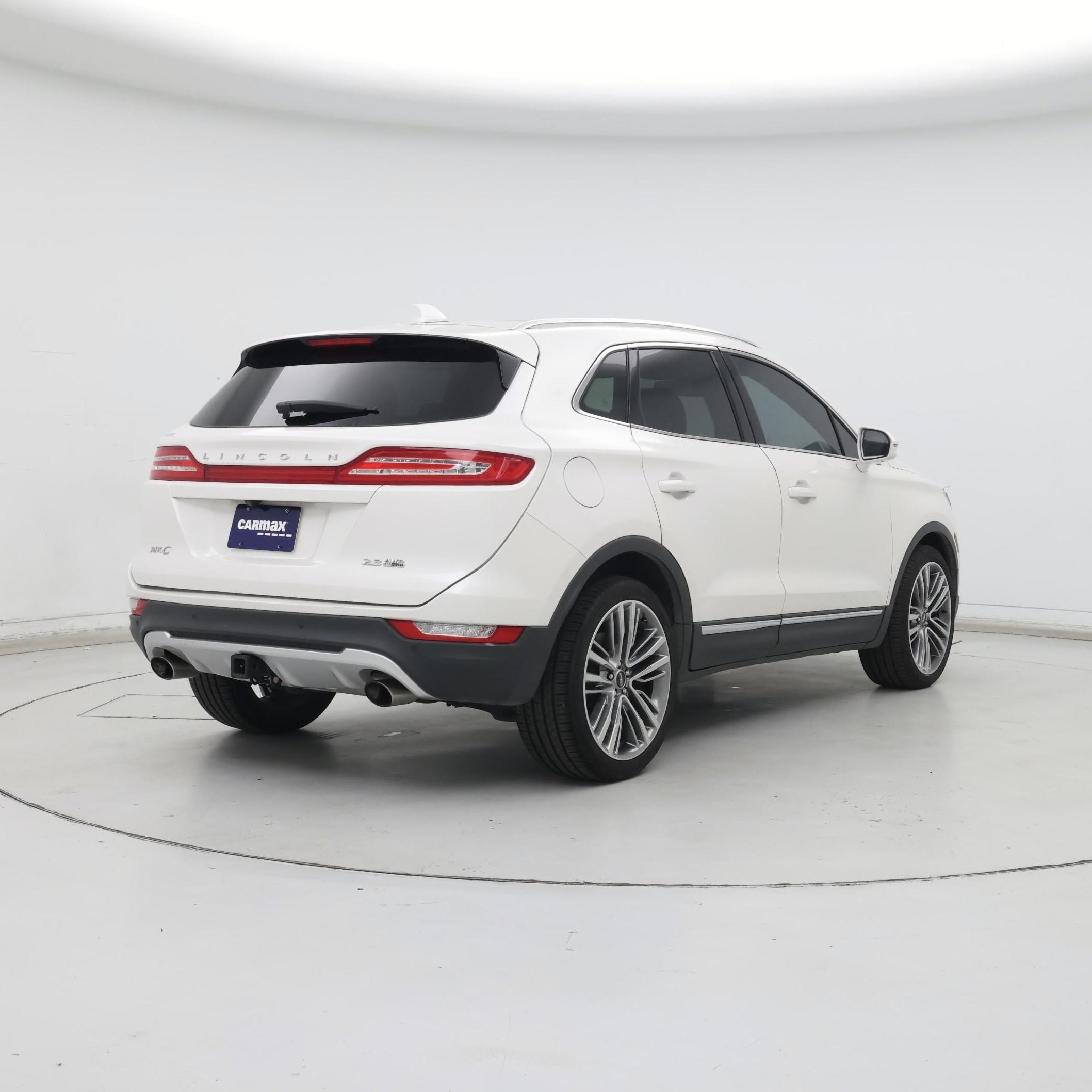 Thumbnail: 2015 Lincoln MKC - 8