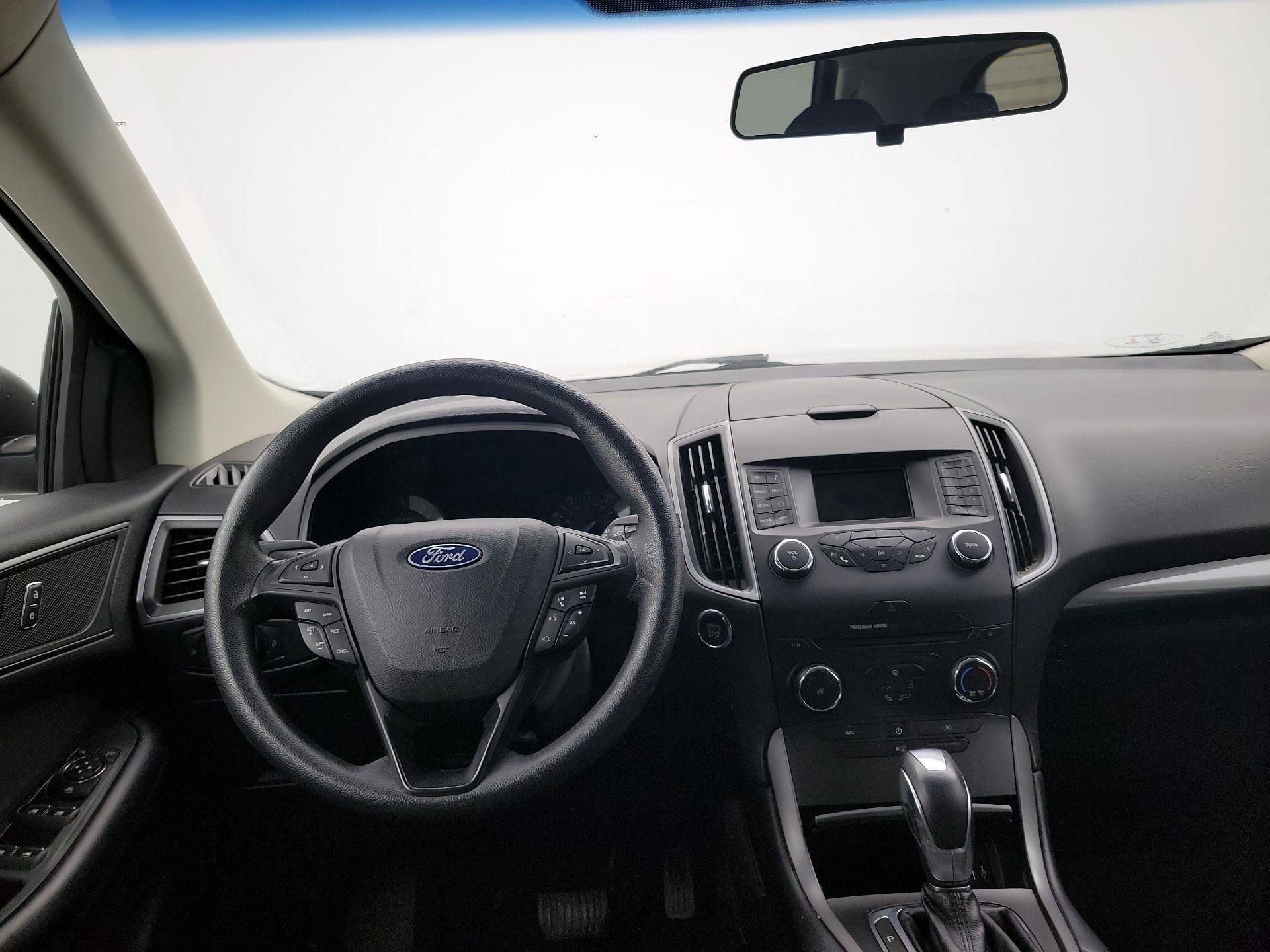Thumbnail: 2018 Ford Edge - 9