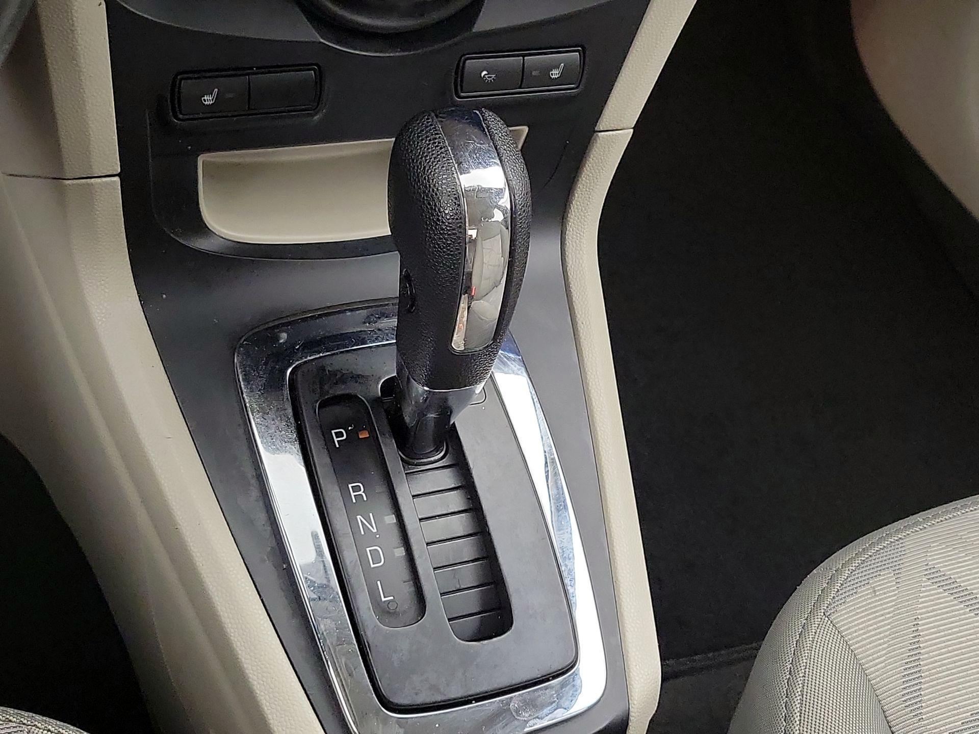 Thumbnail: 2013 Ford Fiesta - 16