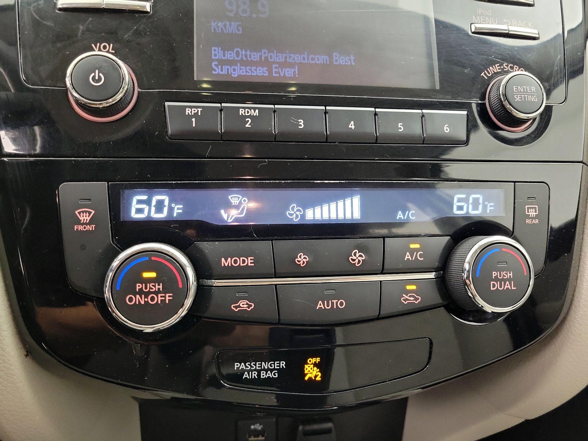 Thumbnail: 2018 Nissan Rogue Sport - 16