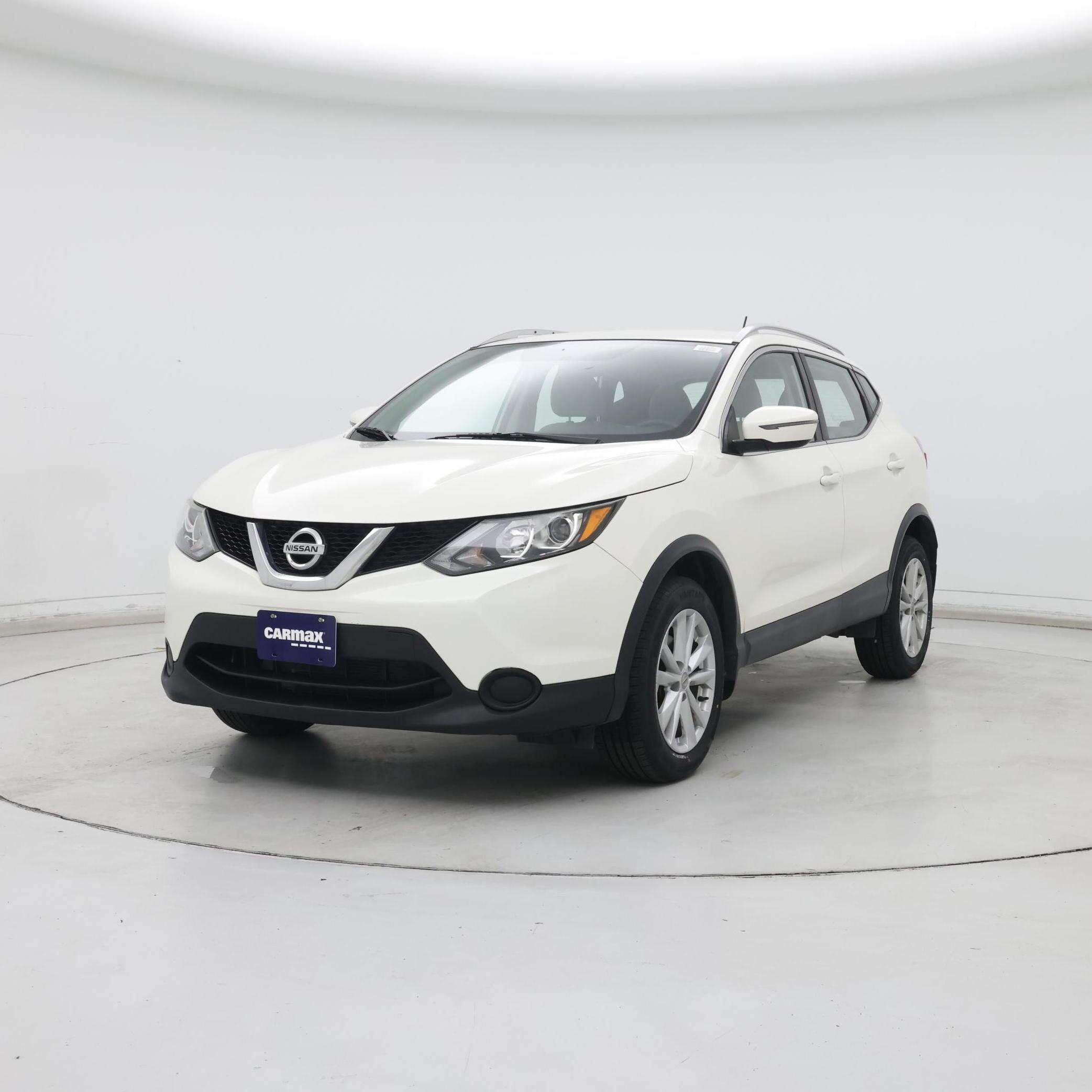 Thumbnail: 2018 Nissan Rogue Sport - 4