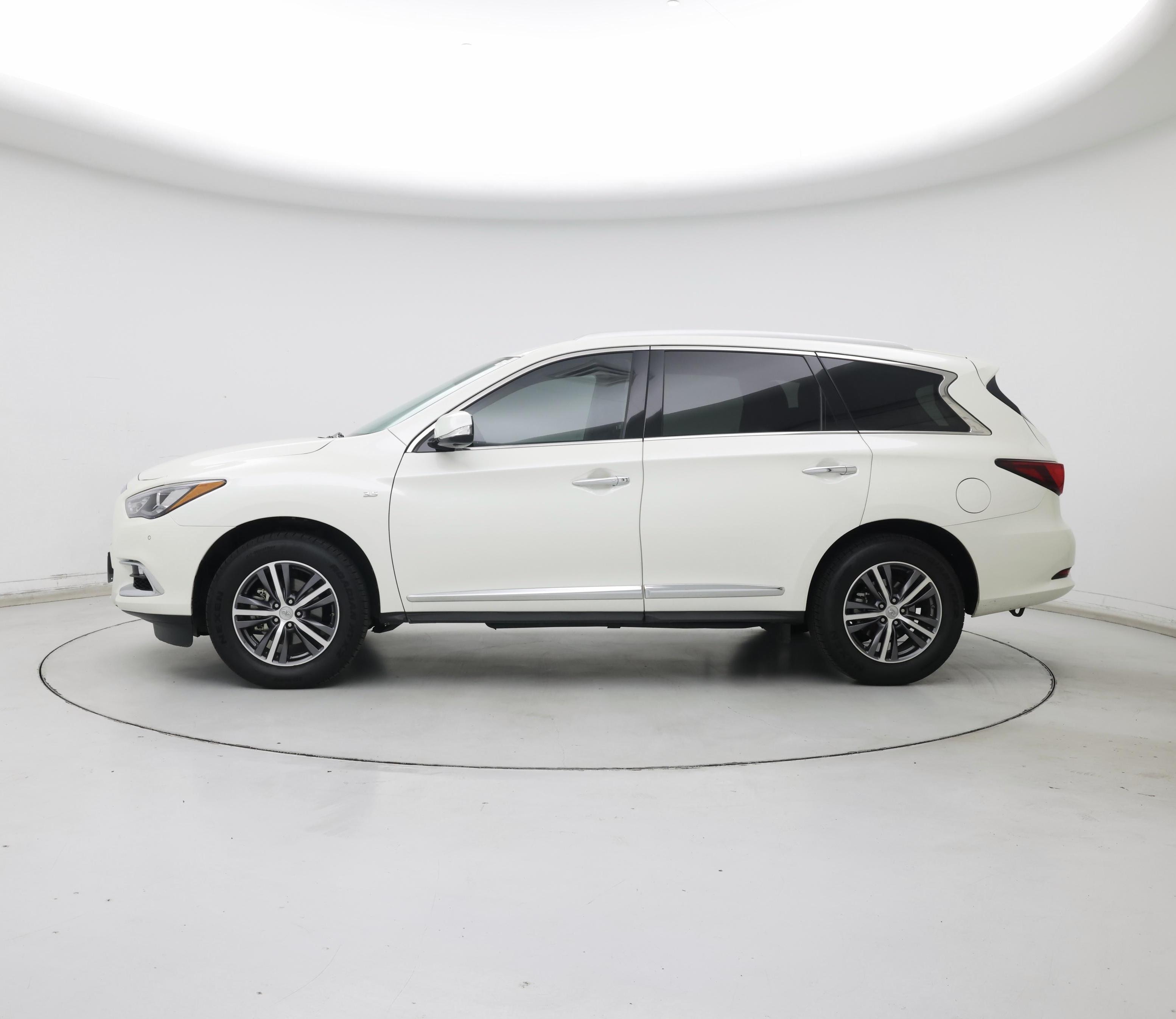 Thumbnail: 2017 INFINITI QX60 - 3