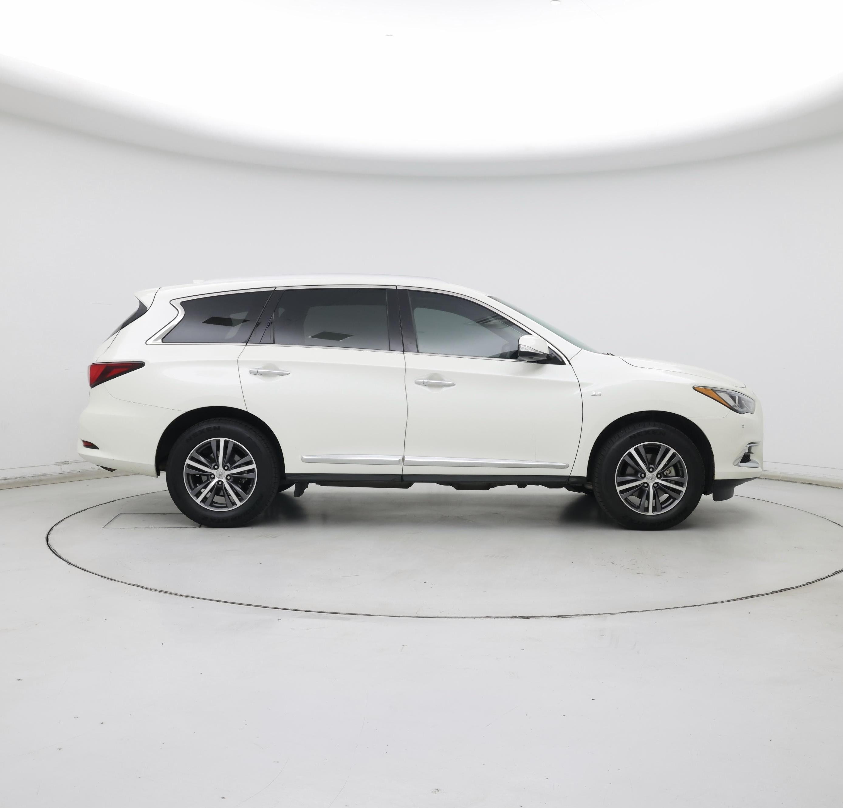 Thumbnail: 2017 INFINITI QX60 - 7