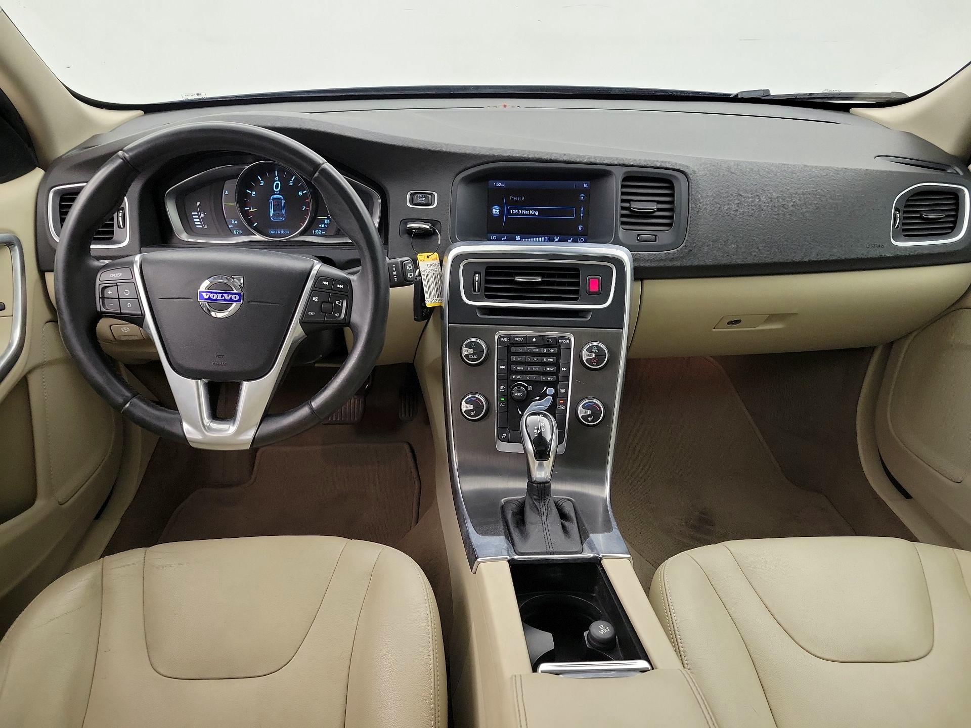 Thumbnail: 2015 Volvo S60 - 9