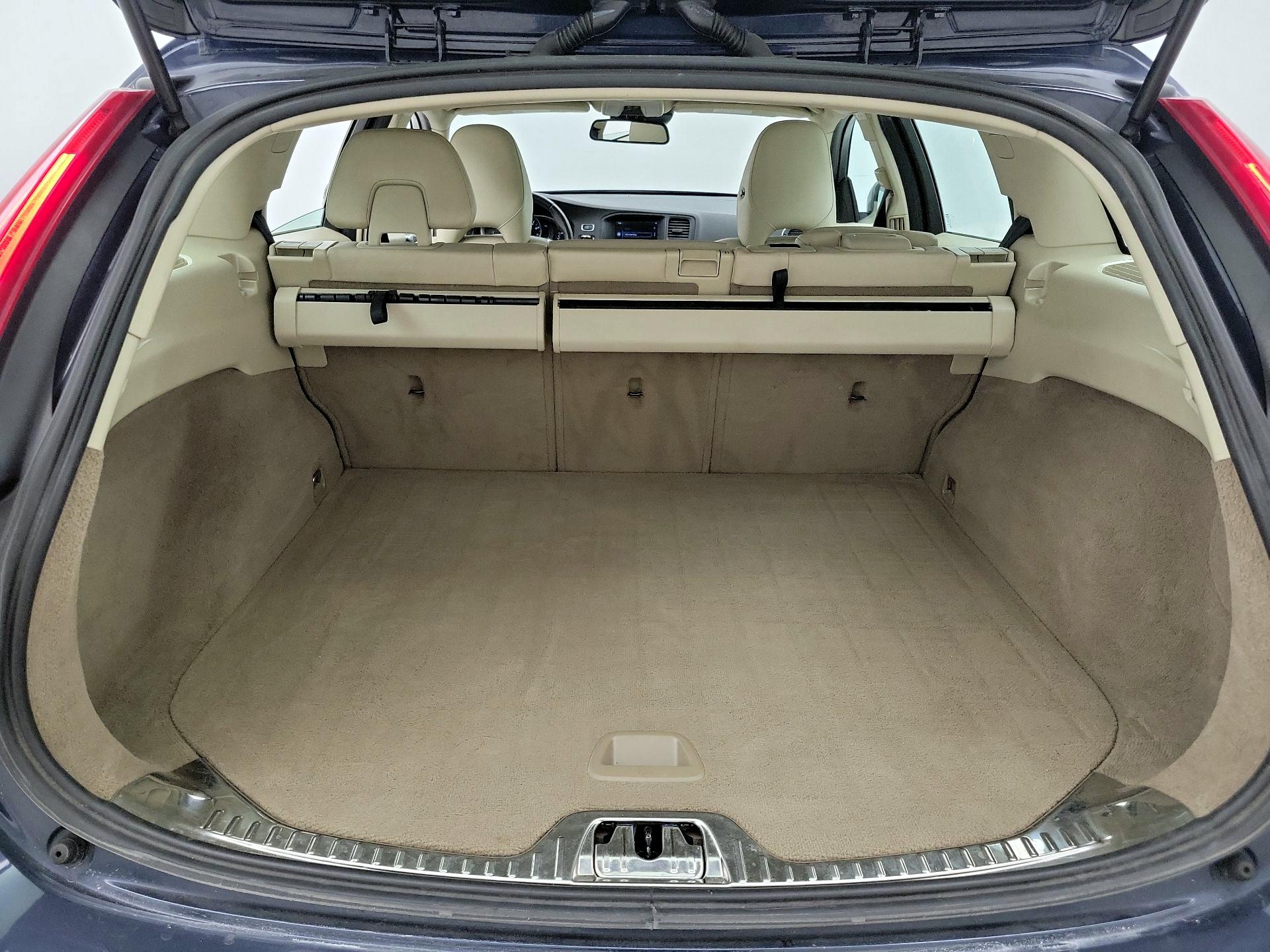 Thumbnail: 2015 Volvo S60 - 20