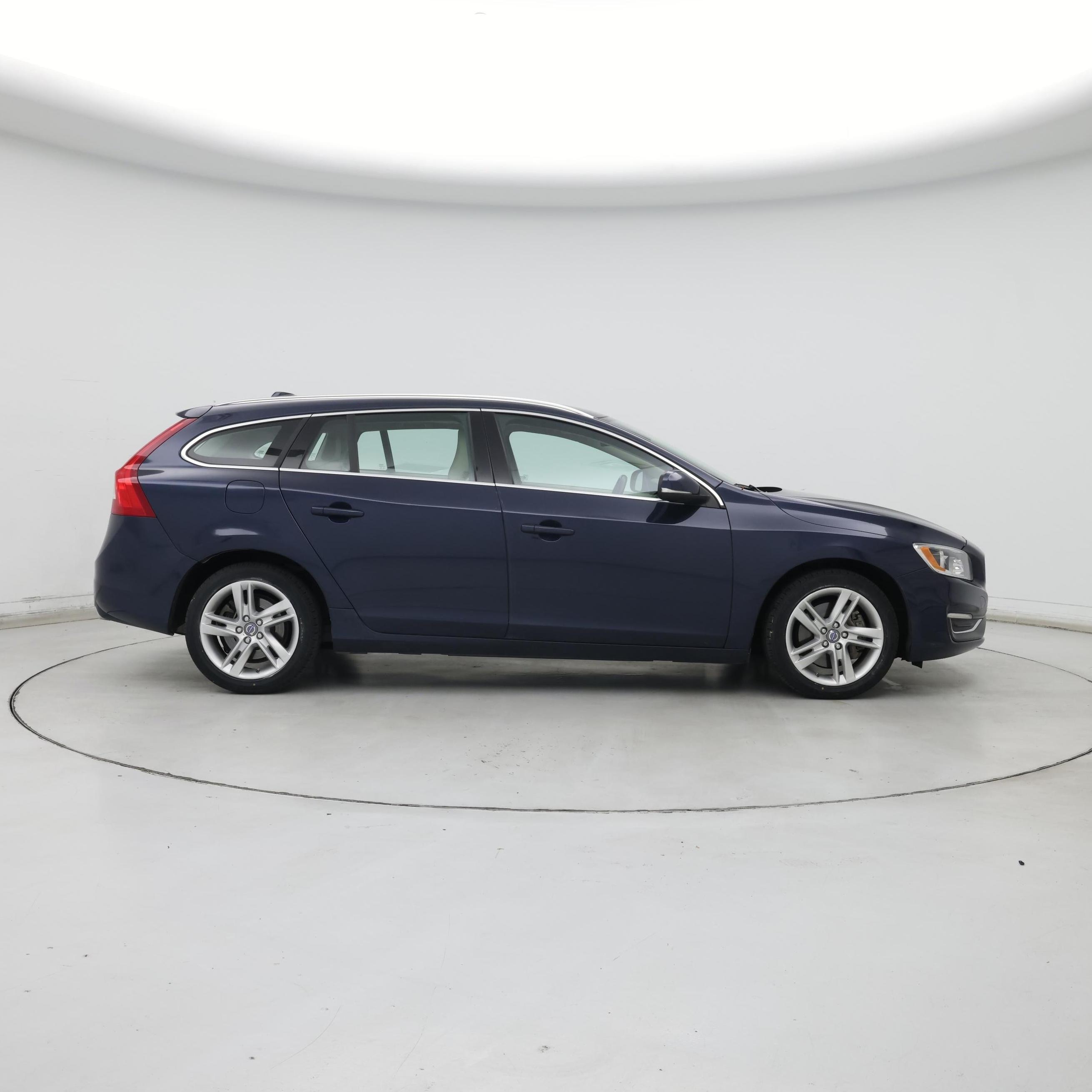 Thumbnail: 2015 Volvo S60 - 7