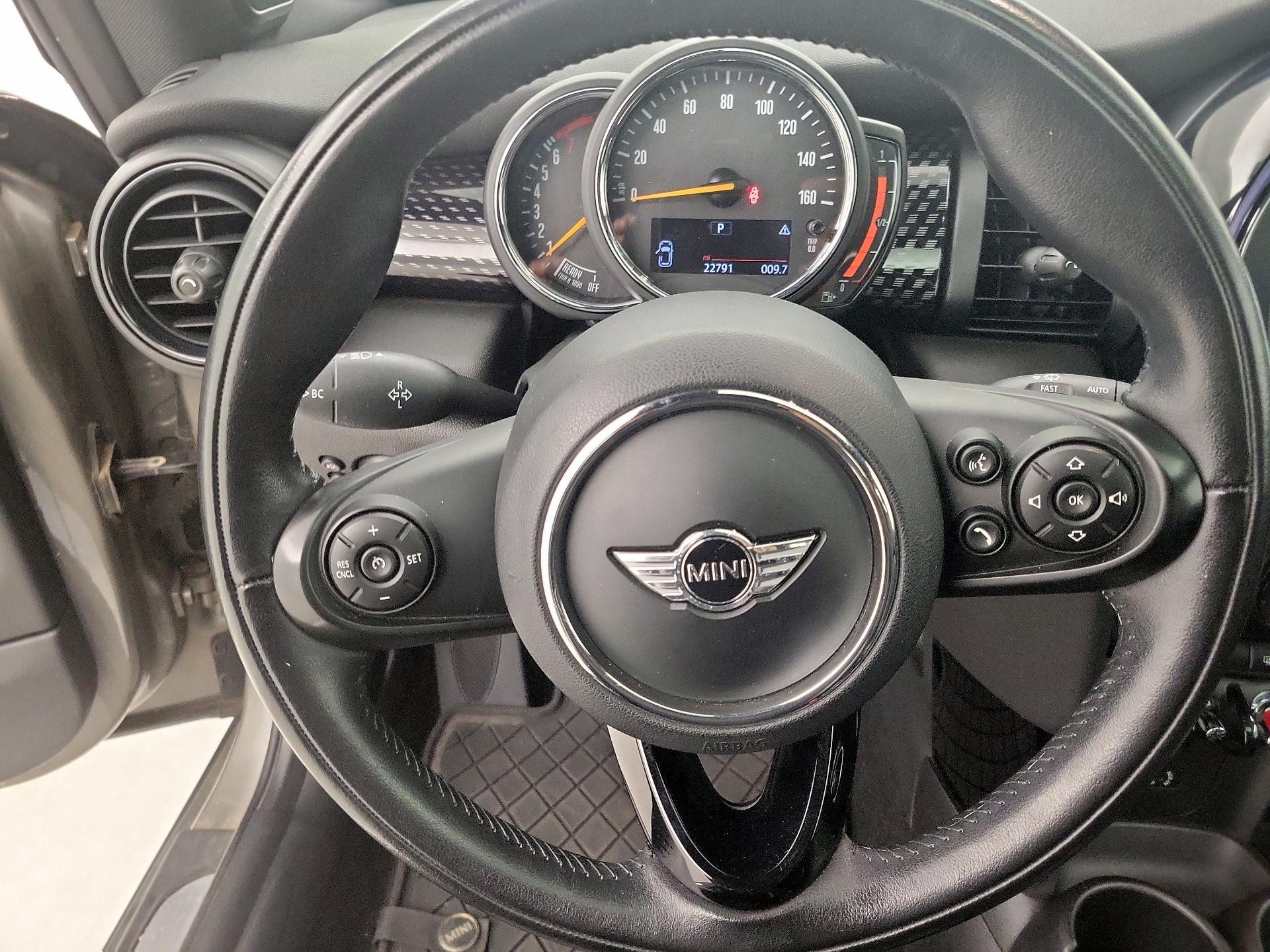 Thumbnail: 2018 MINI Cooper - 10