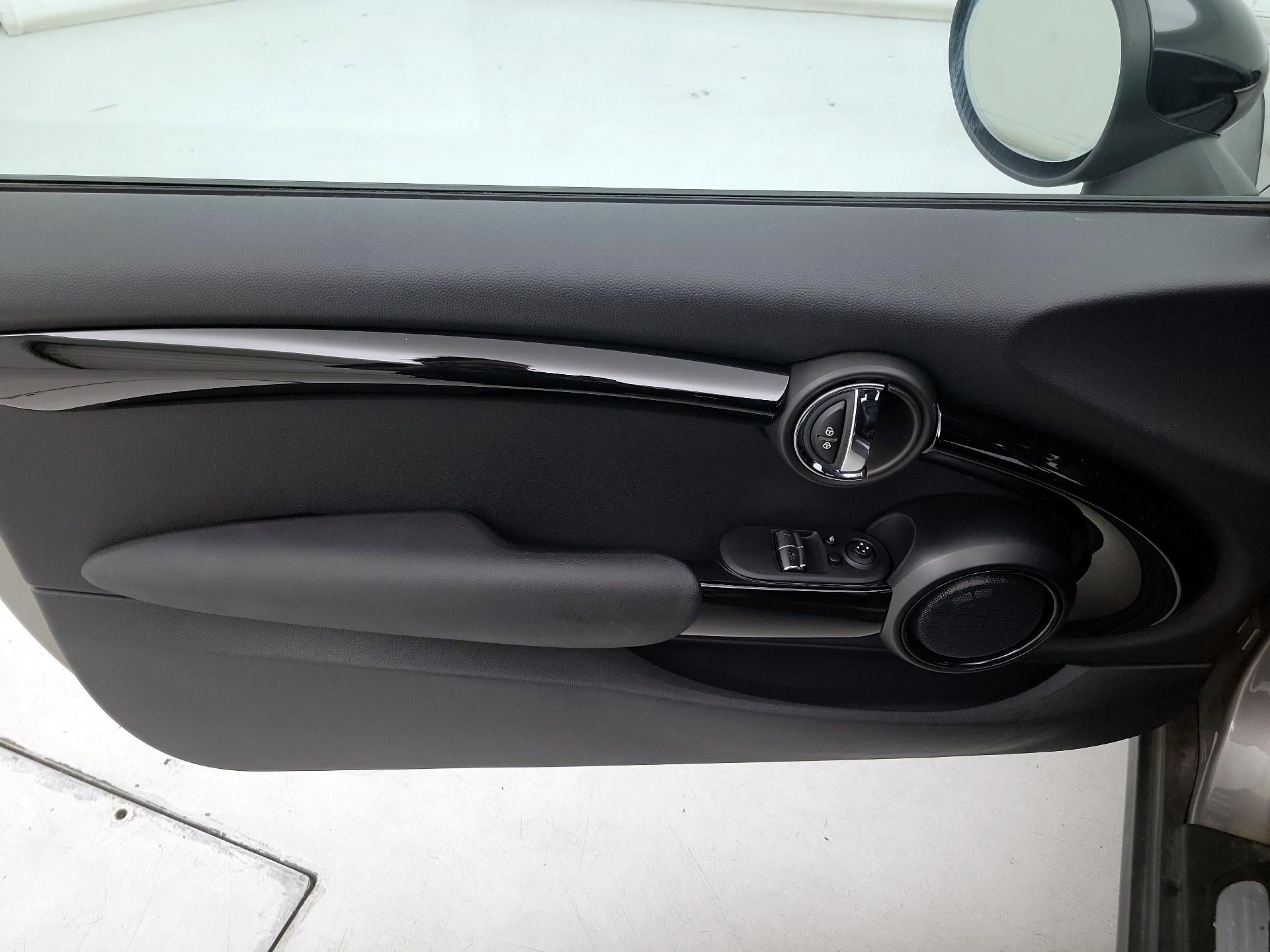 Thumbnail: 2018 MINI Cooper - 12