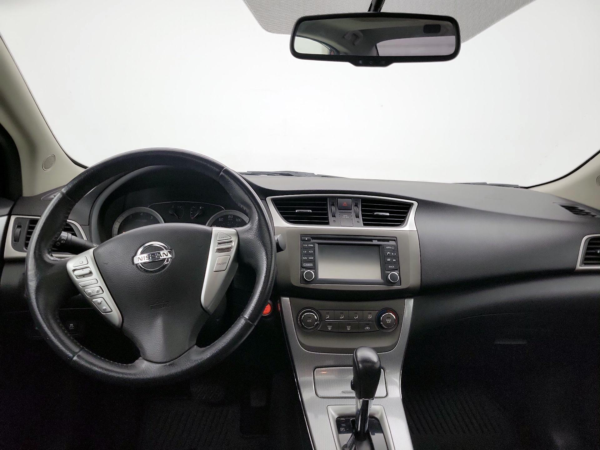 Thumbnail: 2014 Nissan Sentra - 9