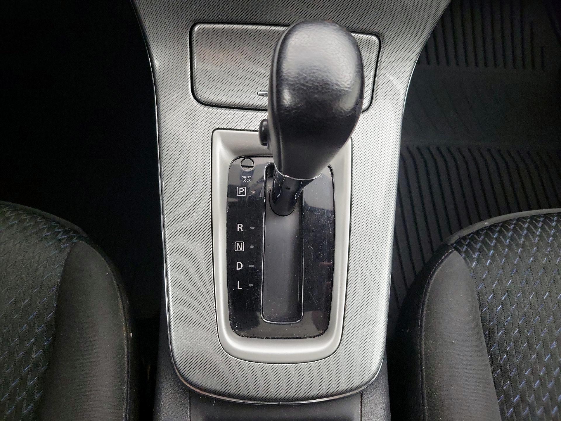 Thumbnail: 2014 Nissan Sentra - 18