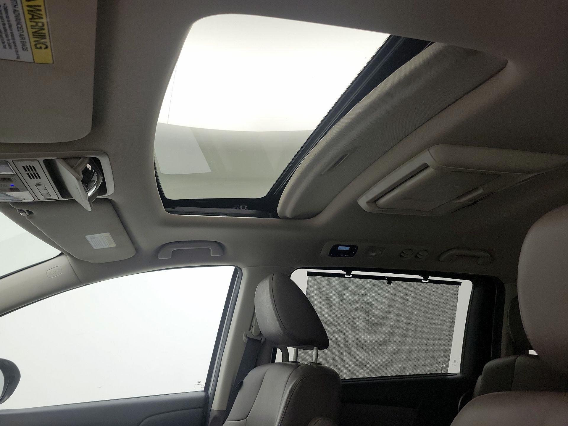 Thumbnail: 2014 Honda Odyssey - 19