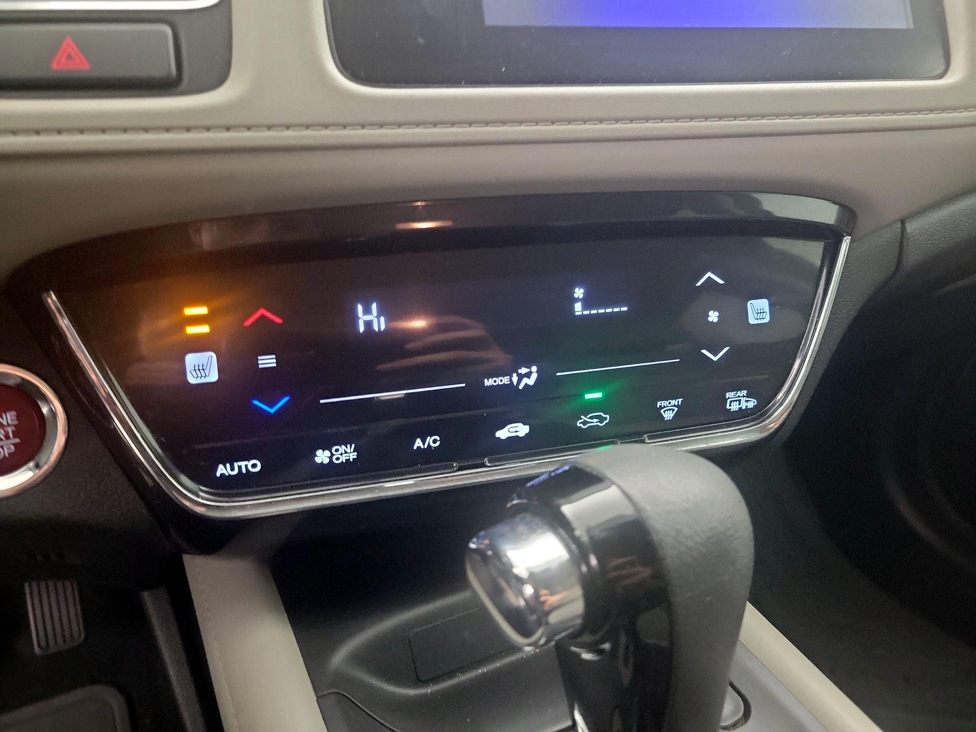 Thumbnail: 2016 Honda HR-V - 16