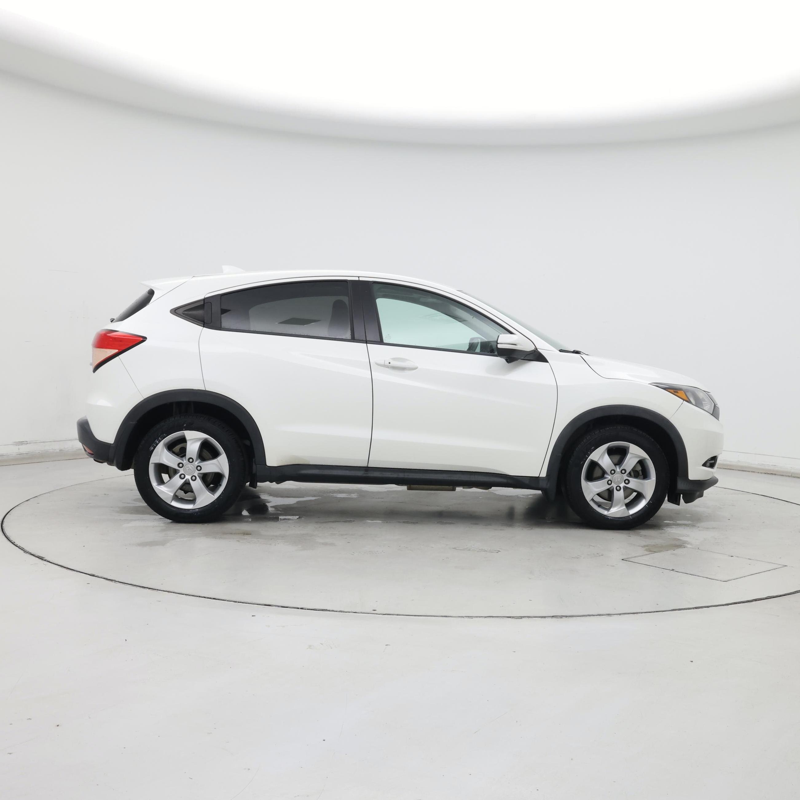 Thumbnail: 2016 Honda HR-V - 7