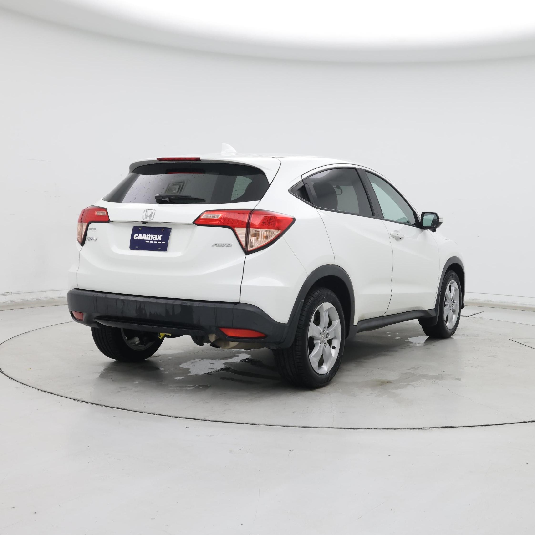 Thumbnail: 2016 Honda HR-V - 8