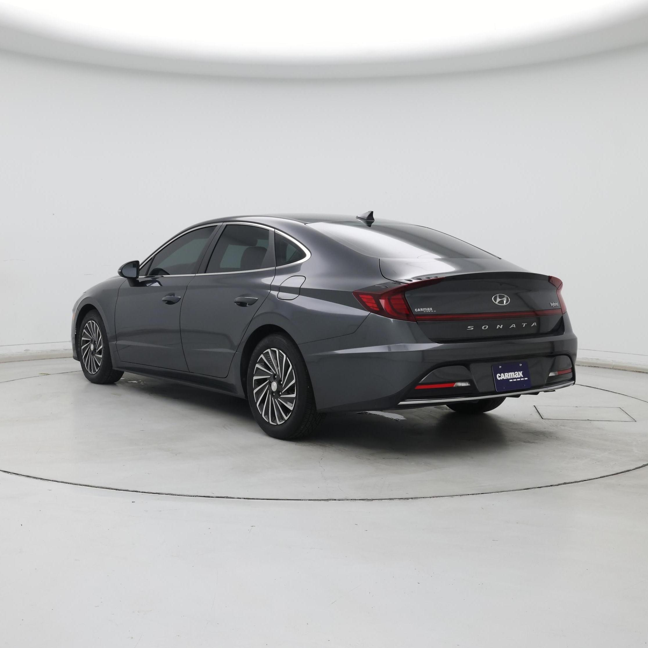 Thumbnail: 2023 Hyundai Sonata - 2