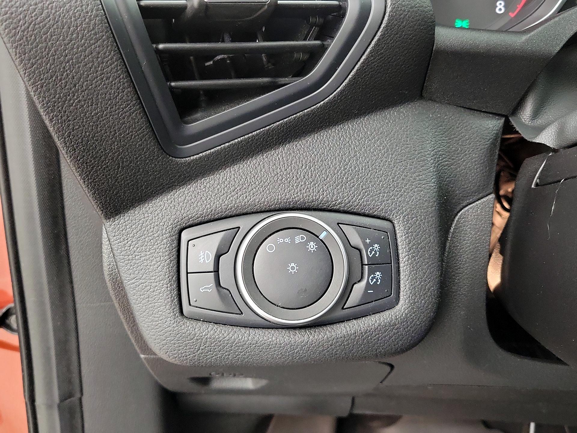 Thumbnail: 2019 Ford Escape - 13