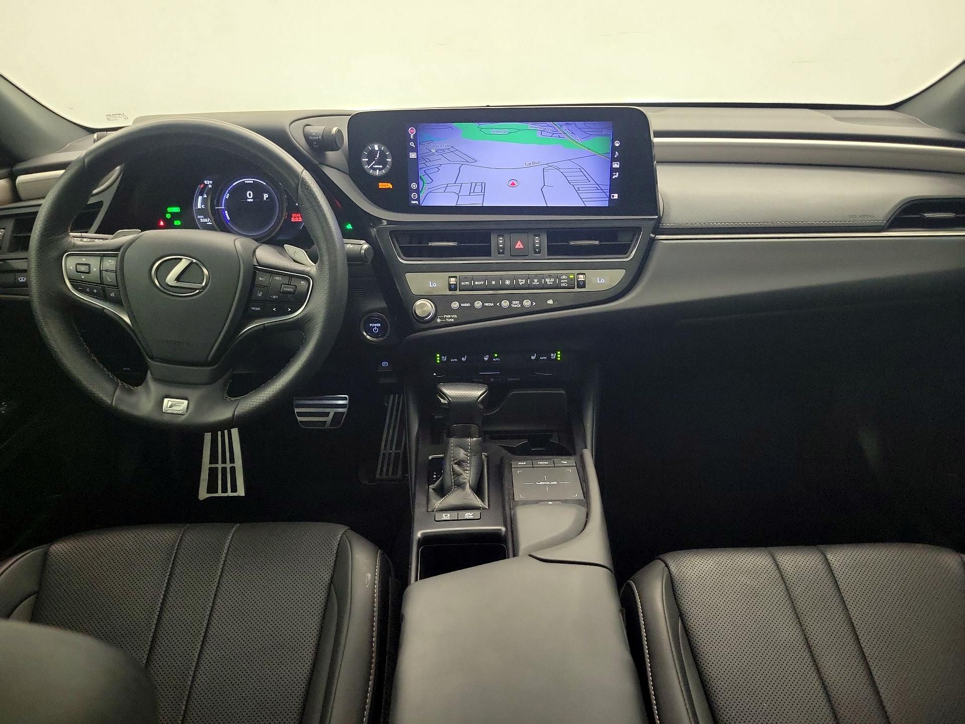 Thumbnail: 2022 Lexus ES - 9