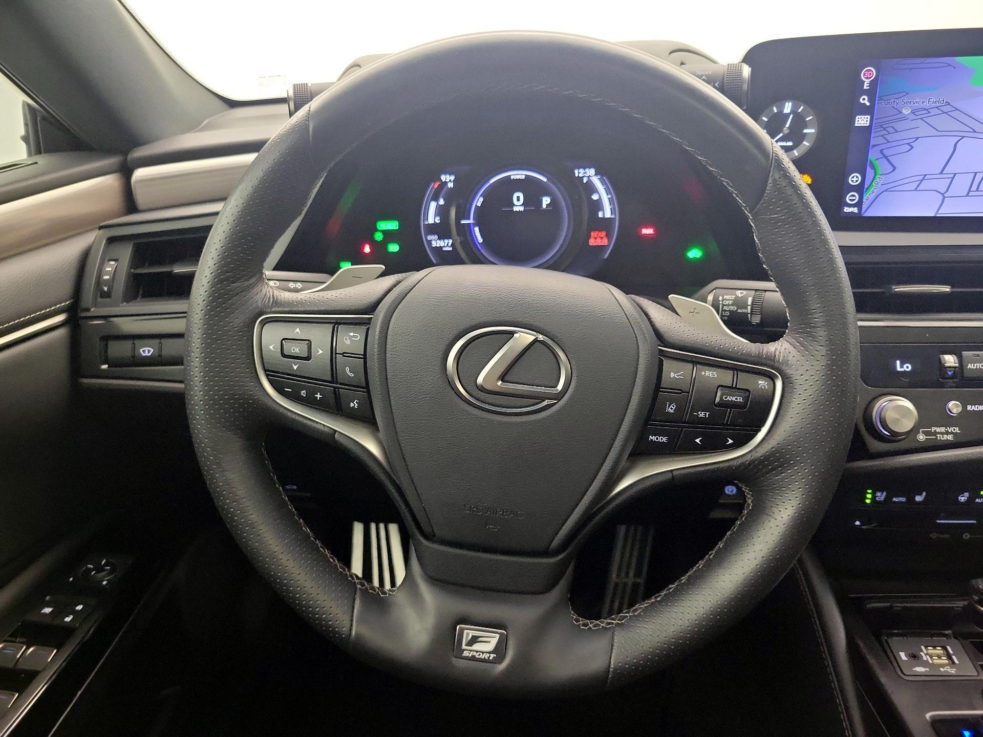 Thumbnail: 2022 Lexus ES - 10