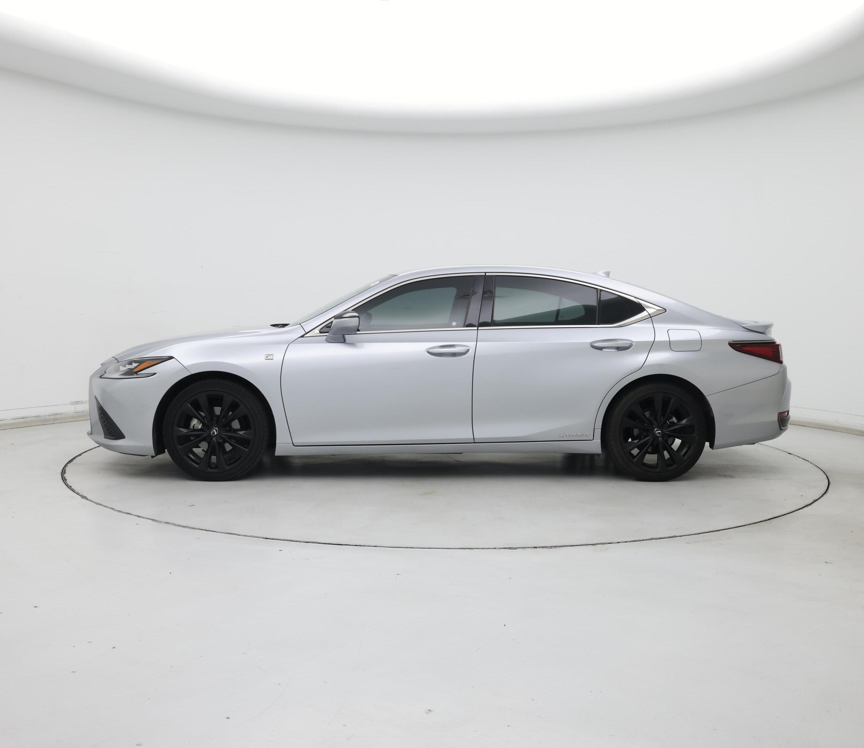 Thumbnail: 2022 Lexus ES - 3