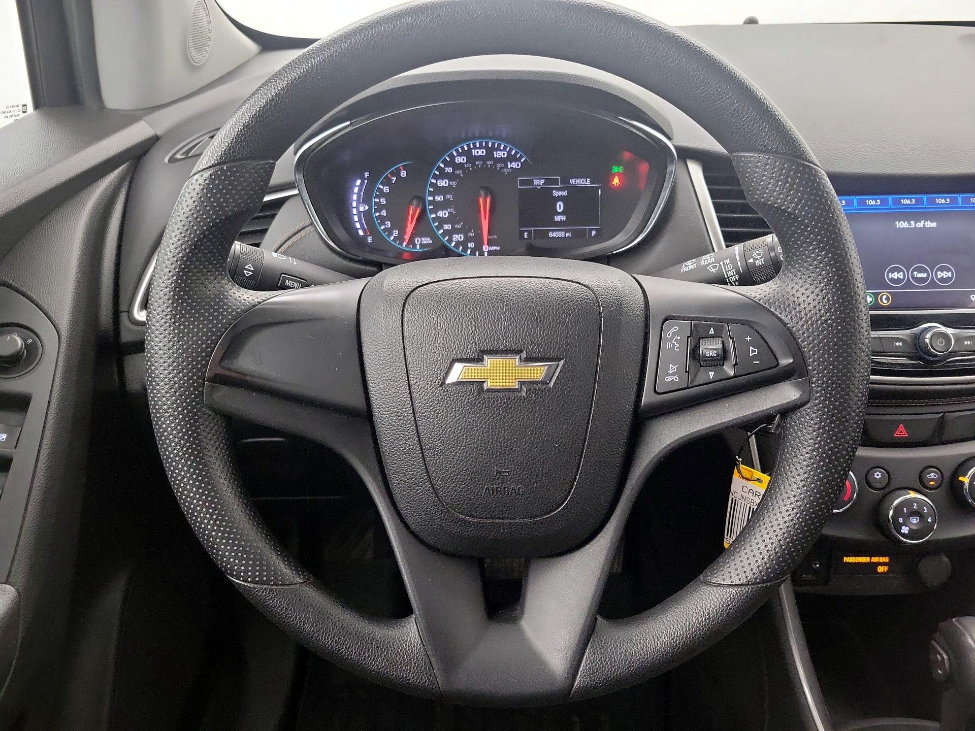 Thumbnail: 2018 Chevrolet Trax - 10